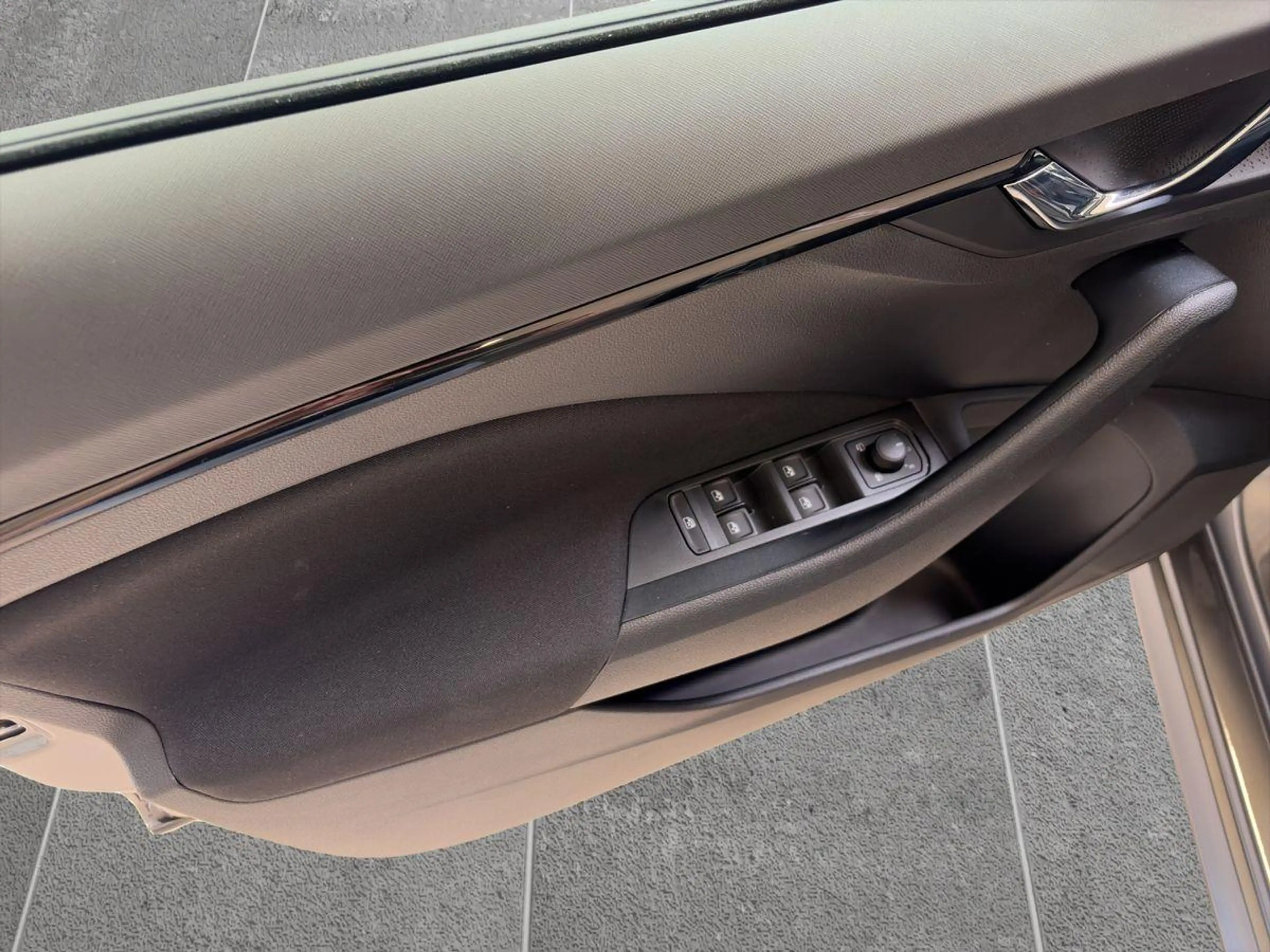 Skoda Kamiq Balance 1,0 TSI 7-Gang DSG AHK NAVI — photo 14