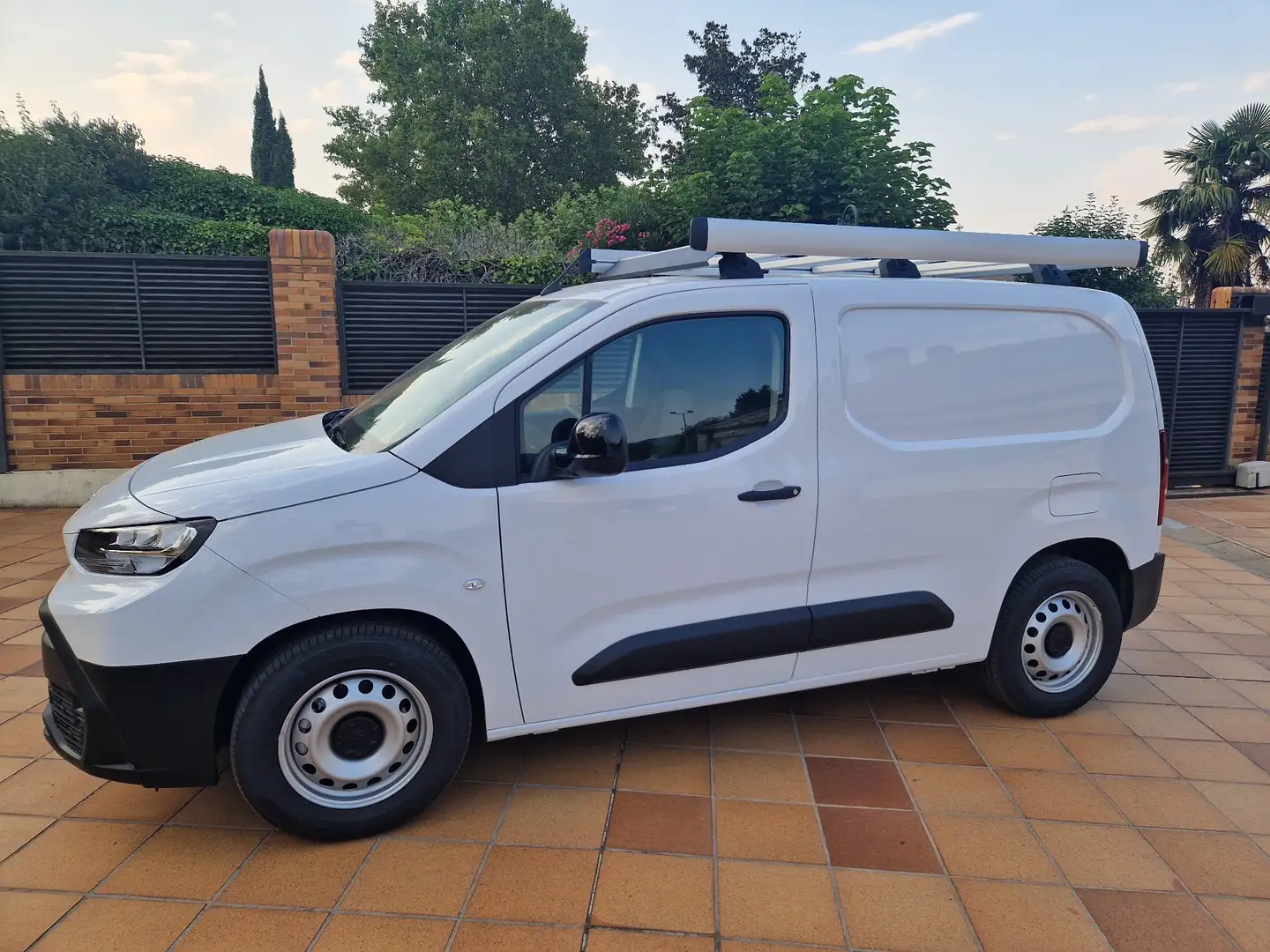 Toyota Proace City Van Media 50kWH GX Plus - 1