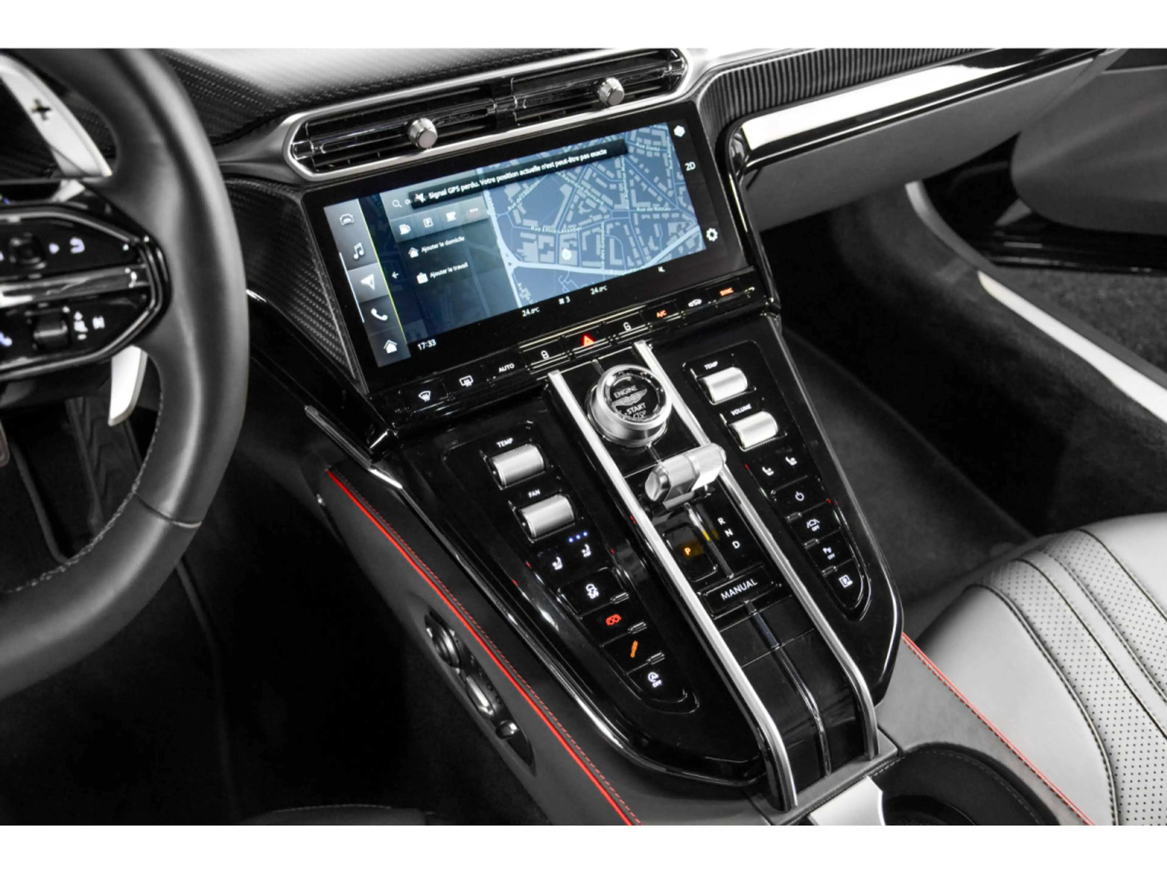 Aston Martin Vantage V8 Coupé — photo 10