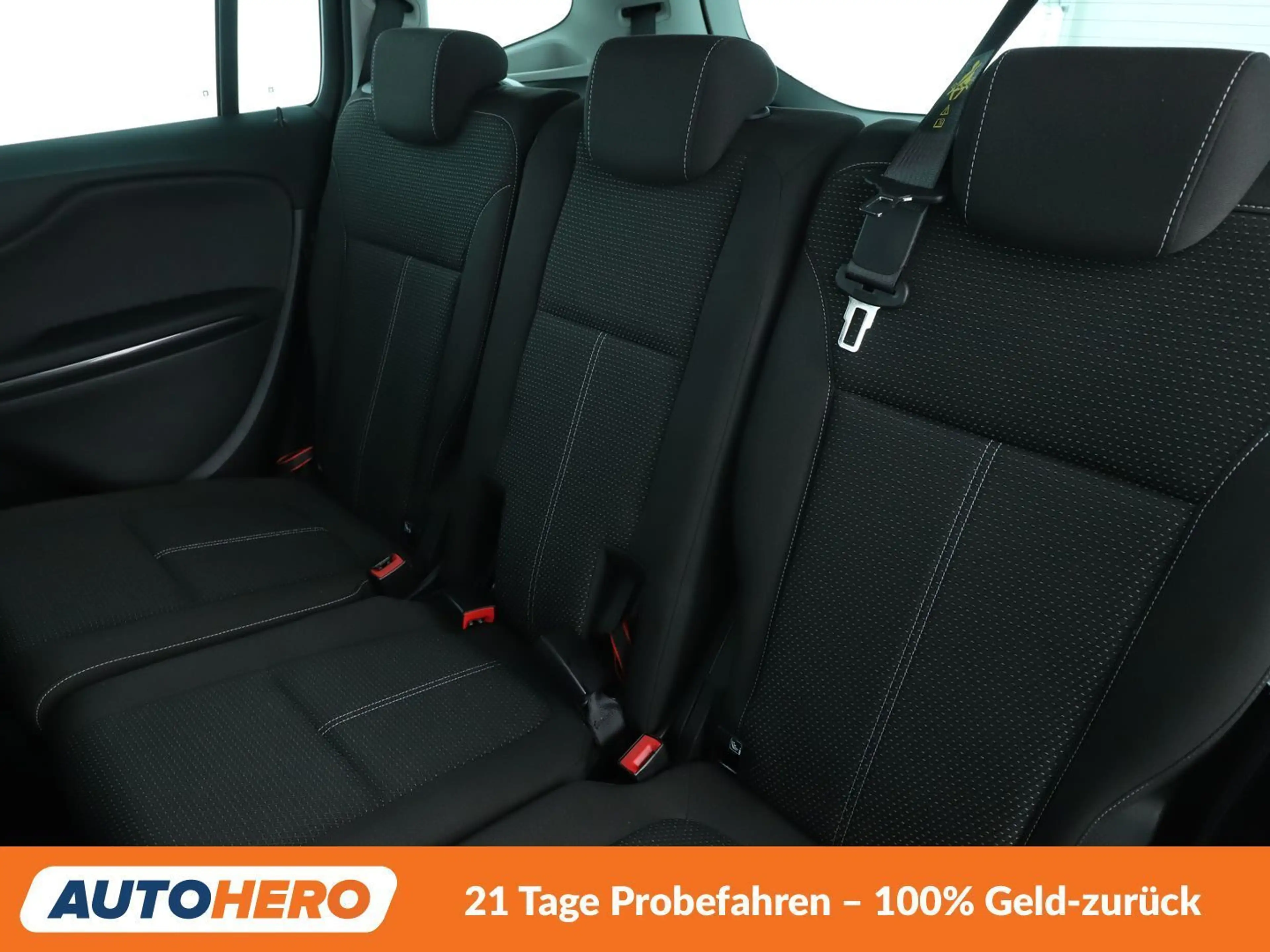 Opel Zafira Tourer 2.0 CDTI Innovation Aut*NAVI*LED*ACC*CAM*PDC*SHZ* — photo 14