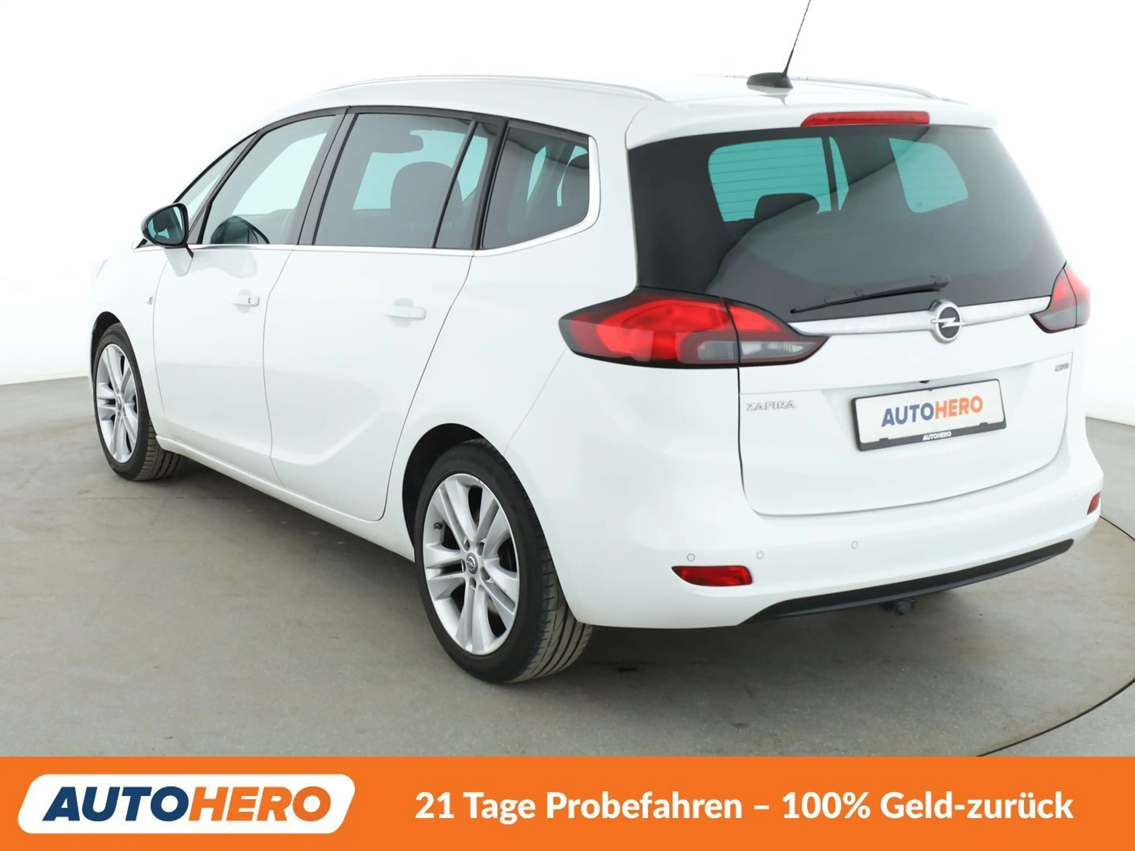 Opel Zafira Tourer 2.0 CDTI Innovation Aut*NAVI*LED*ACC*CAM*PDC*SHZ* — photo 4
