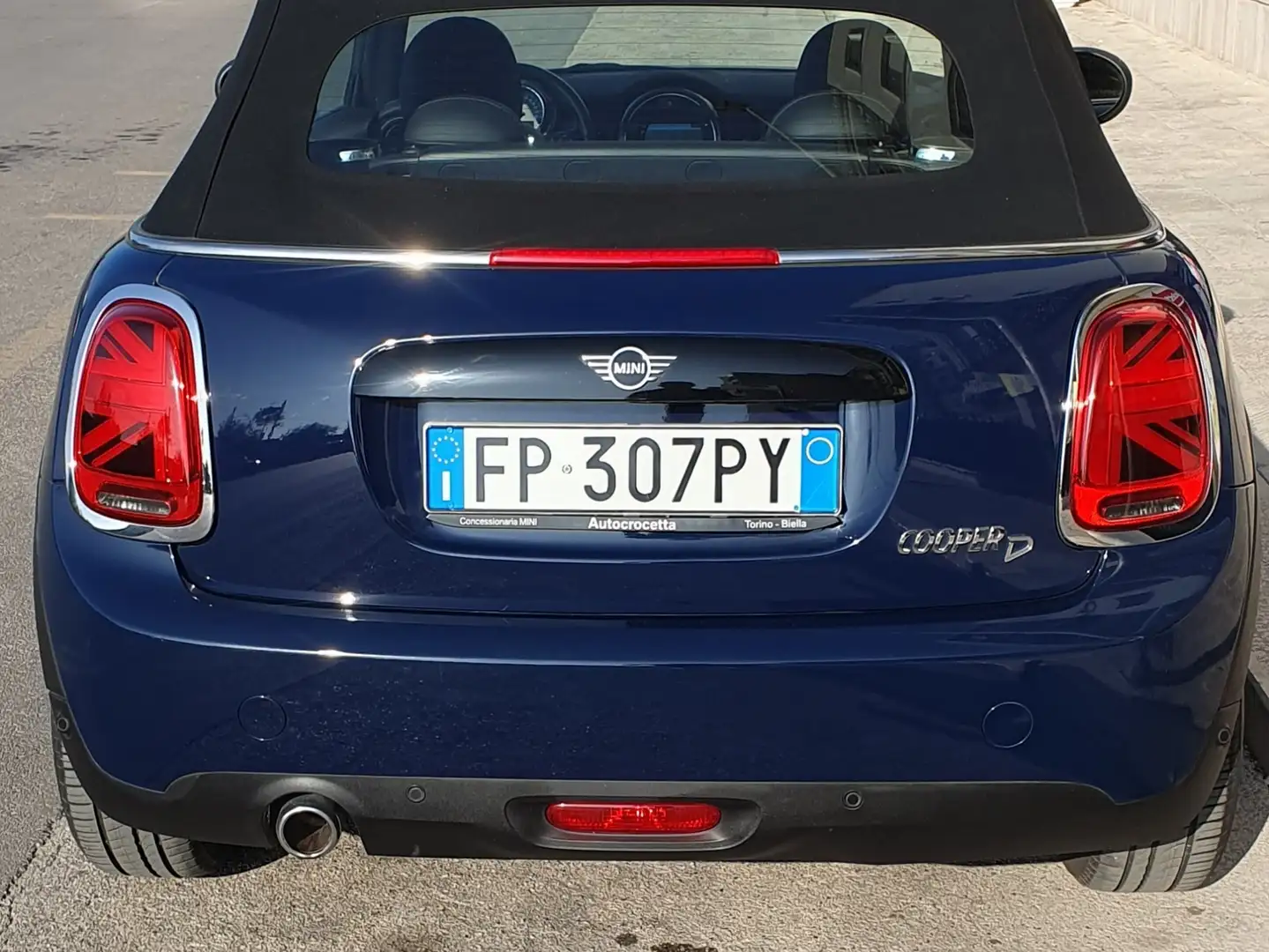 MINI Cooper D Cabrio 1500 - 2