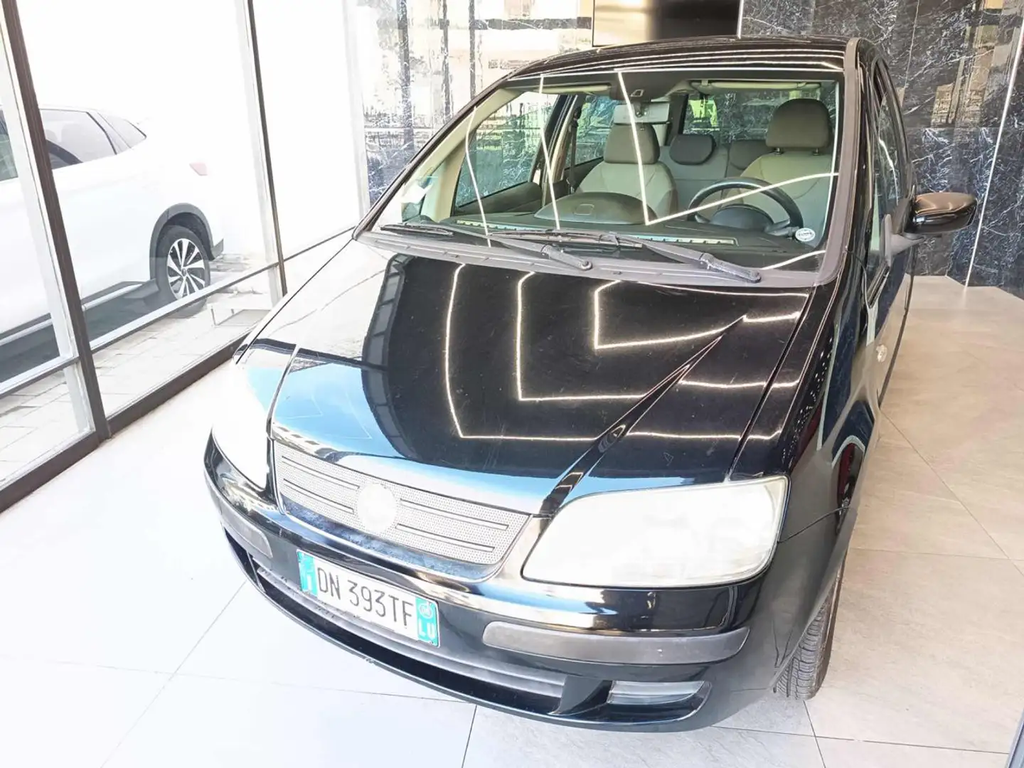 Fiat Idea 1.3 Multijet 16V 70 CV BlackStar Negro - 2