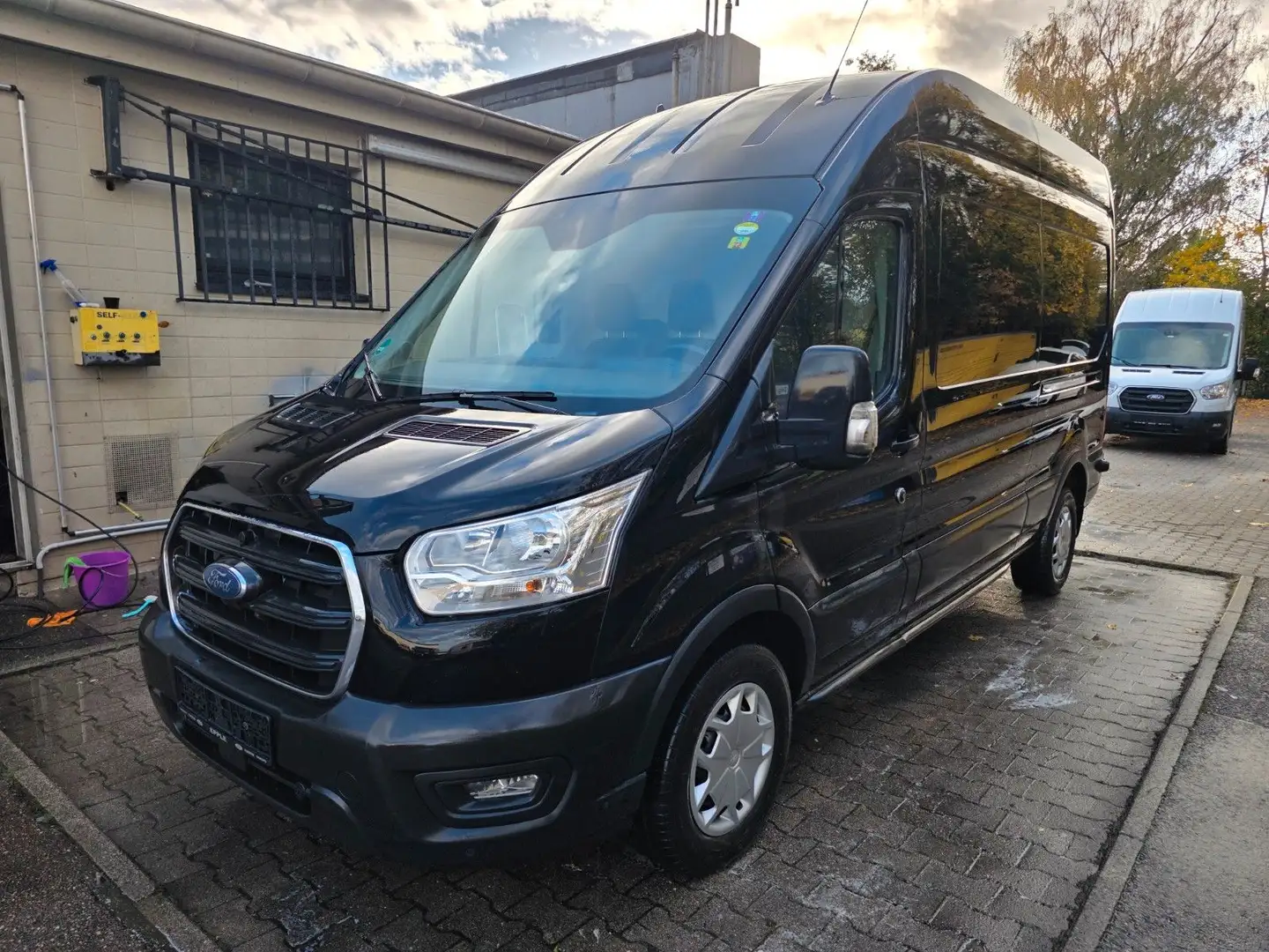 Ford Transit Kasten 350 L3 Trend Schwarz - 1