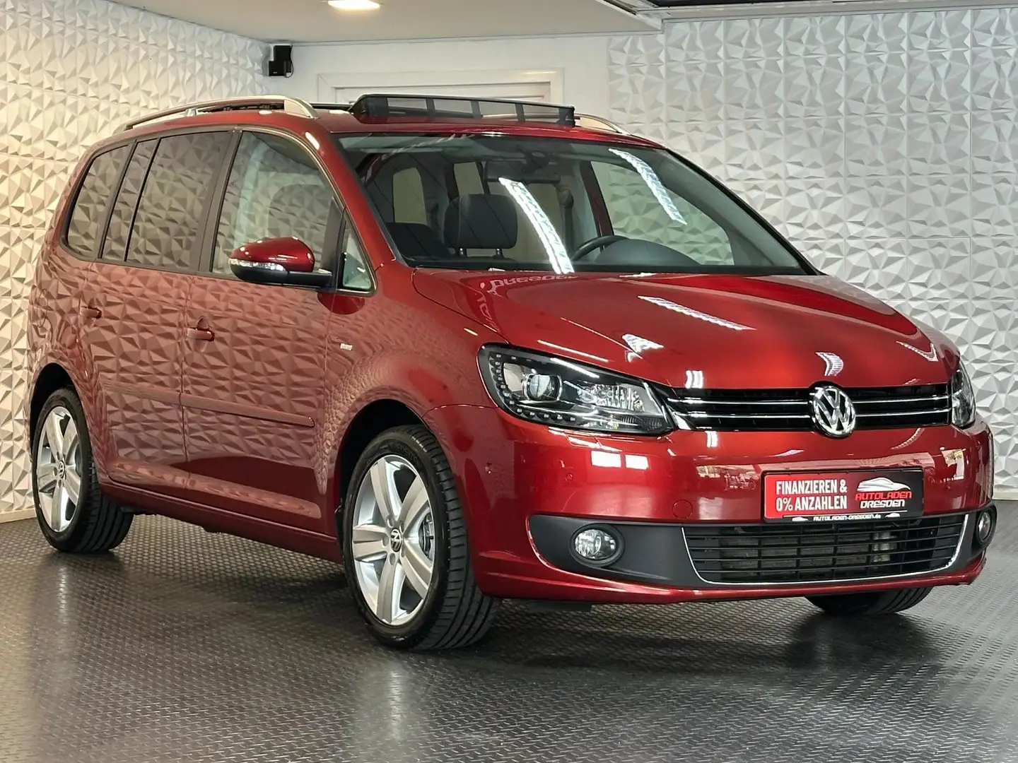Volkswagen Touran 1.6TDI CUP* BIXEN#PANO#SHZ#TEMP#PDC#KLIMA Rouge - 2