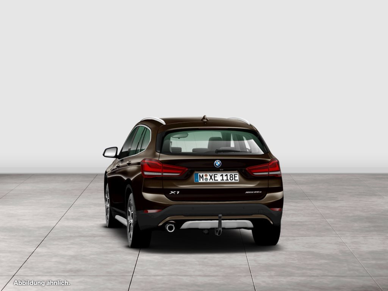 BMW X1 xDrive25e xLine Geschwindigkeitsregelung Rückfahrk — photo 7