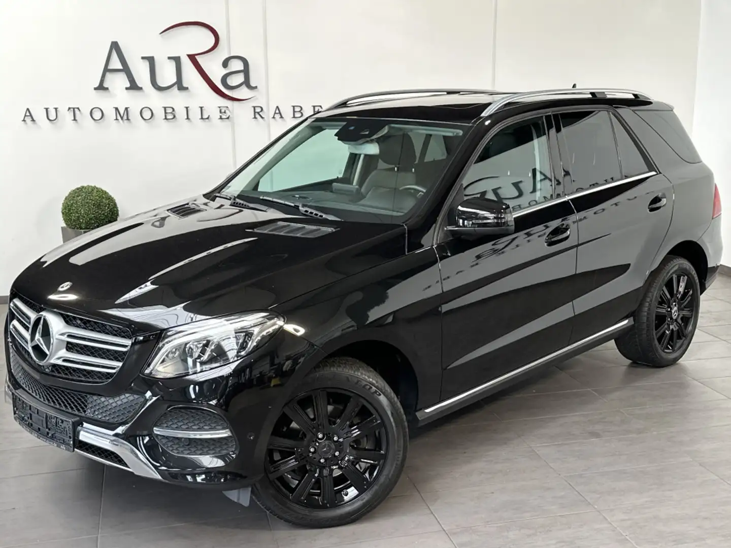 Mercedes-Benz GLE 350 4Matic 9G NAV+LED+SHZ+GLASDACH+EU6 Negru - 1