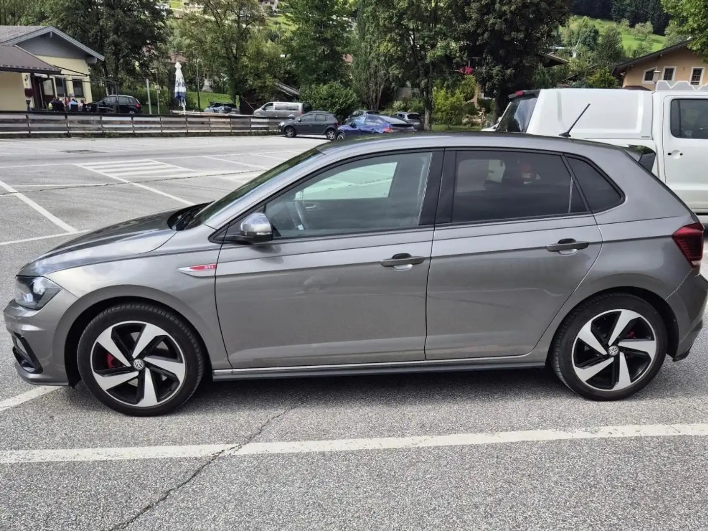 Volkswagen Polo GTI Polo 2,0 TSI GTI DSG GTI Grau - 2