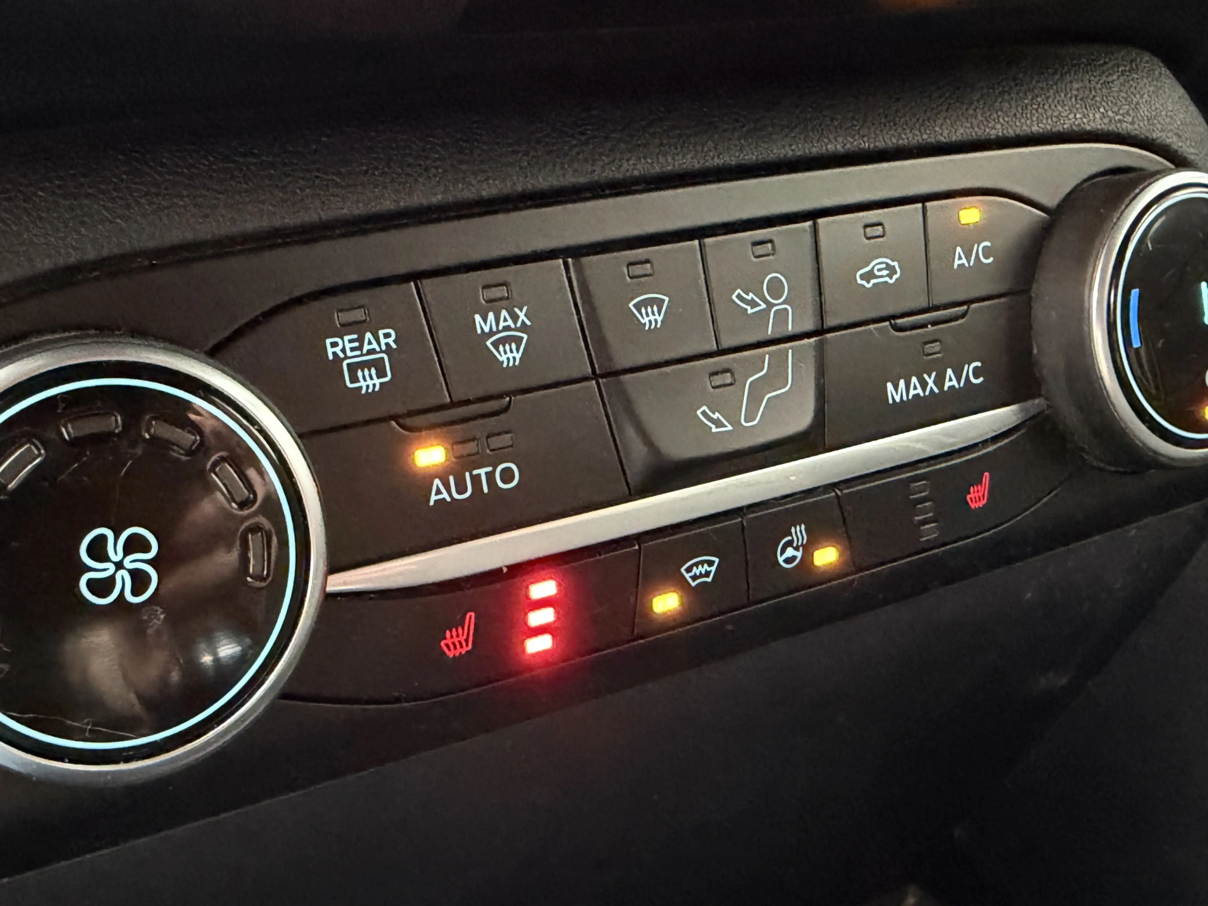 Ford Fiesta 1.0 EcoBoost ST-Line X | STOEL/ STUURVERW. | TREKH — photo 8