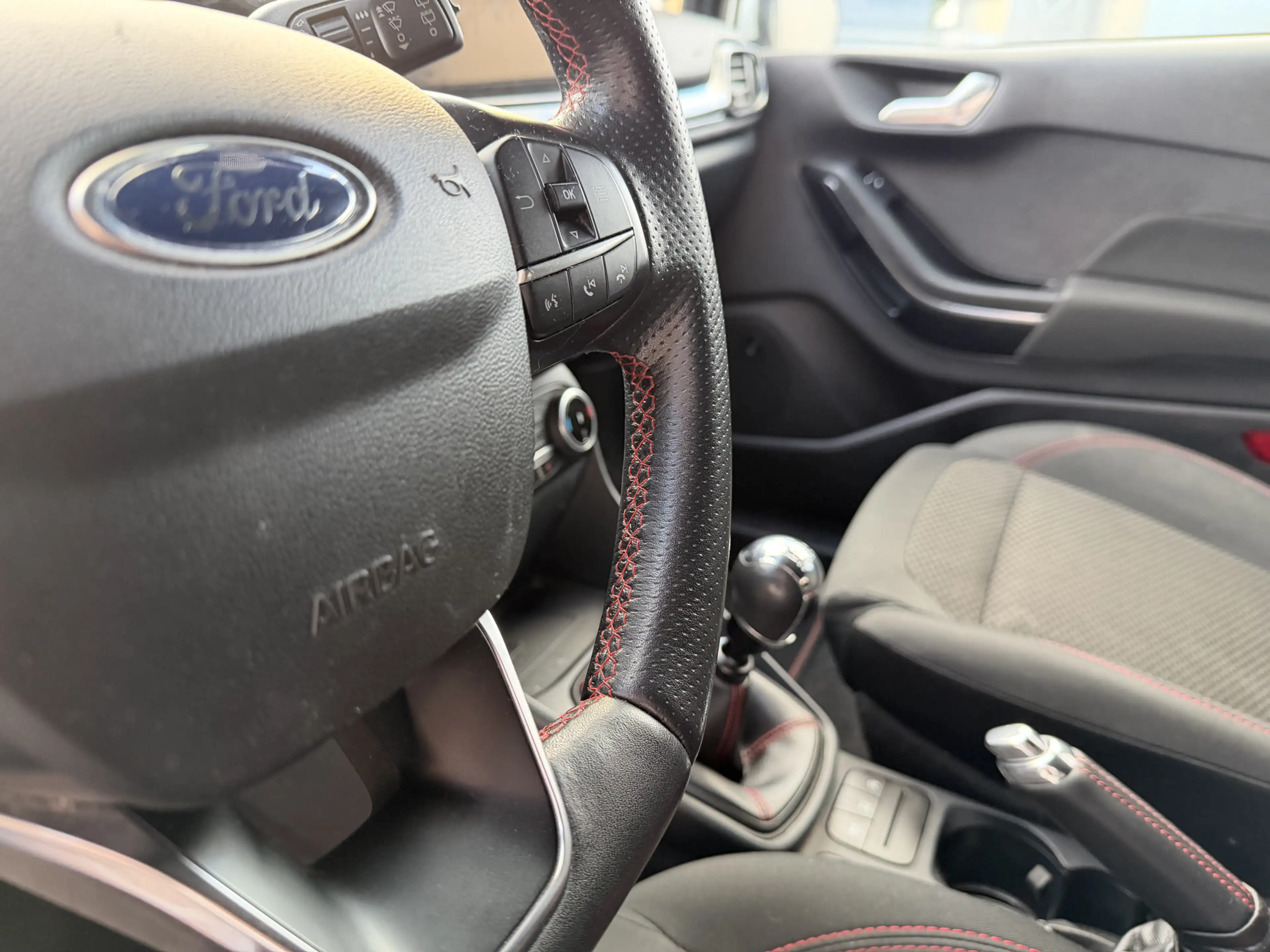 Ford Fiesta 1.0 EcoBoost ST-Line X | STOEL/ STUURVERW. | TREKH — photo 20
