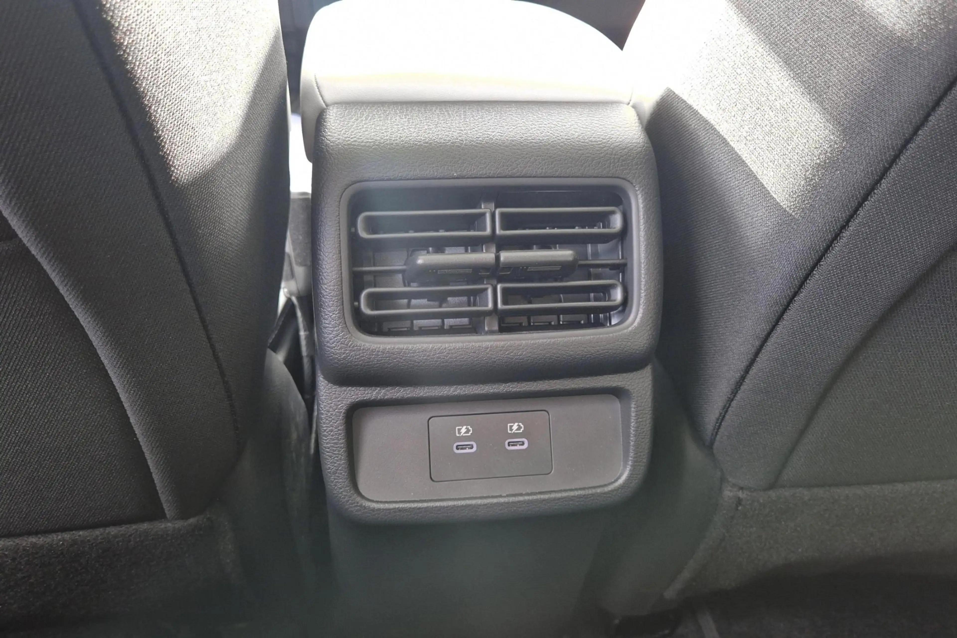 Nissan Leaf Evolve 75 KW/Leder/360 Camera/Google Navigatie/ — photo 15