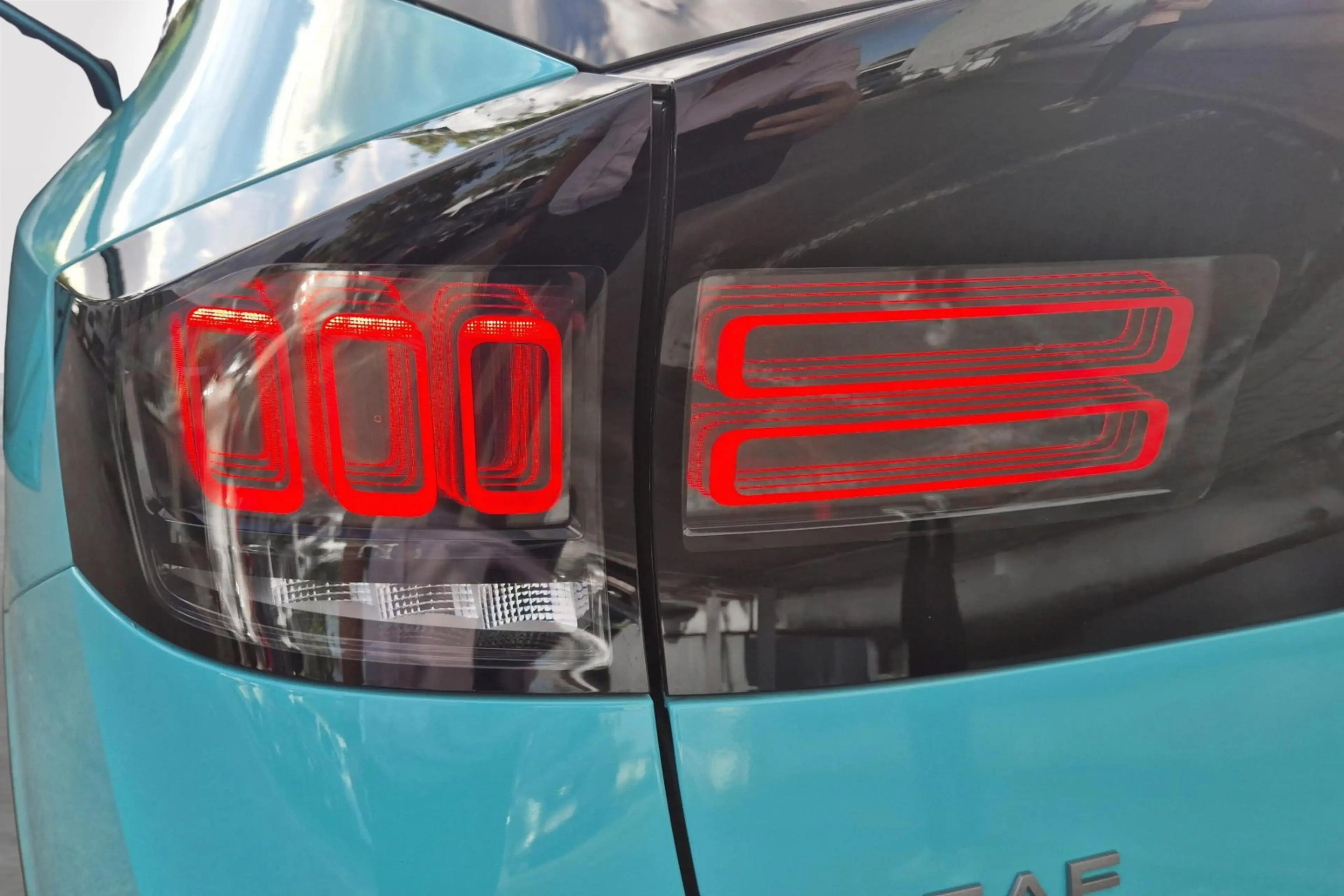 Nissan Leaf Evolve 75 KW/Leder/360 Camera/Google Navigatie/ — photo 24