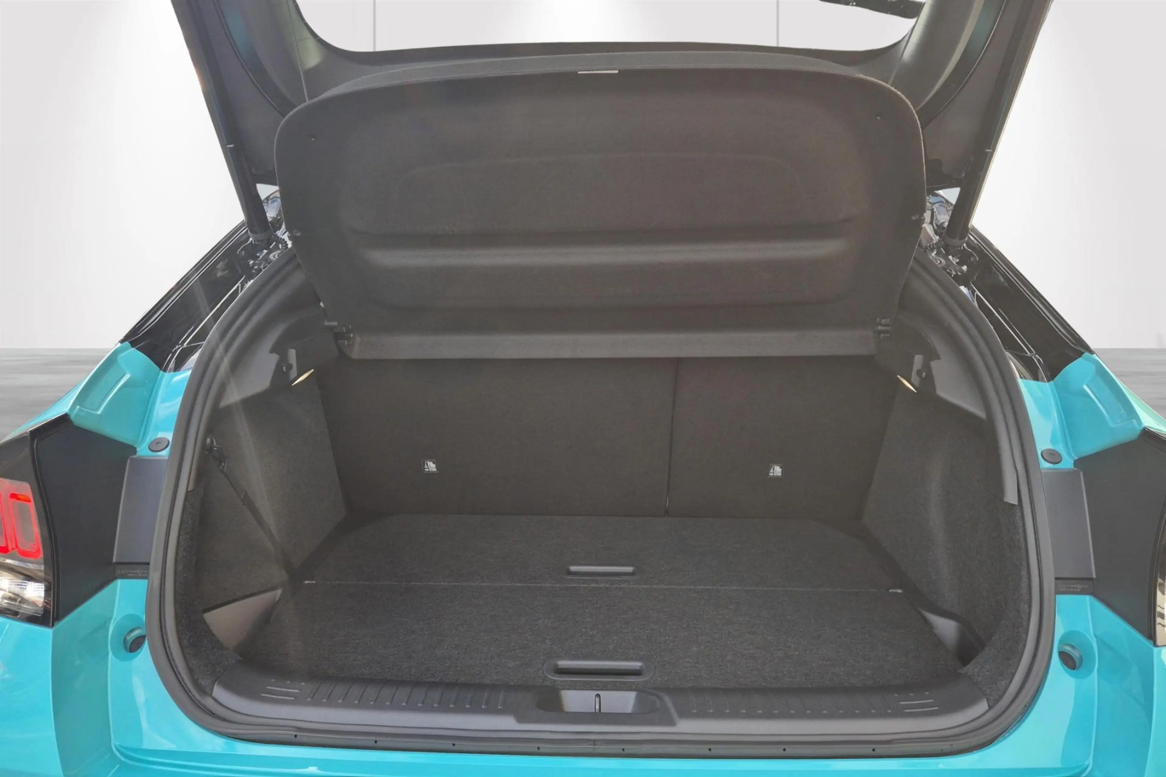 Nissan Leaf Evolve 75 KW/Leder/360 Camera/Google Navigatie/ — photo 10