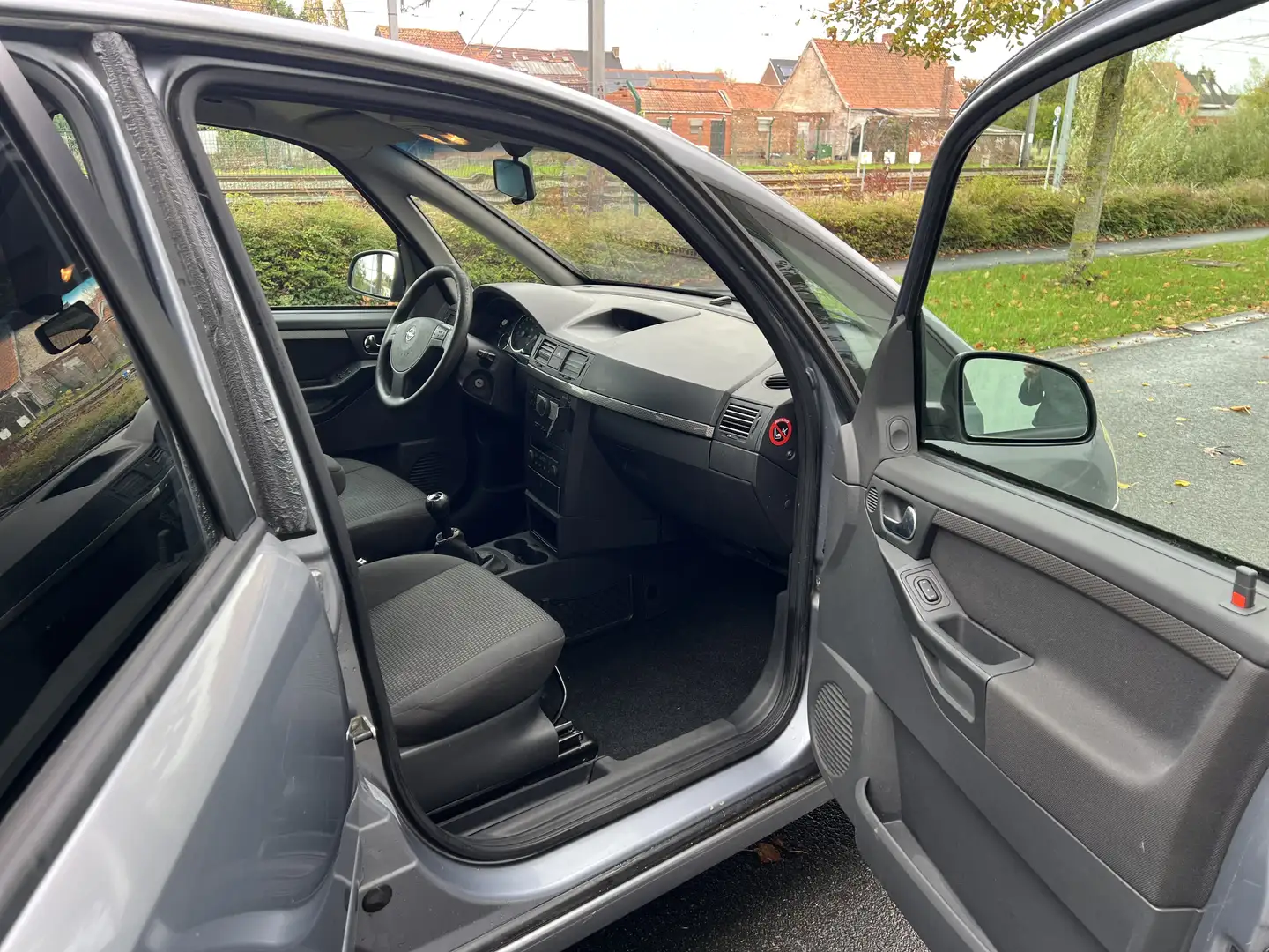 Opel Meriva 1.3 CDTI DPF Edition Grijs - 2