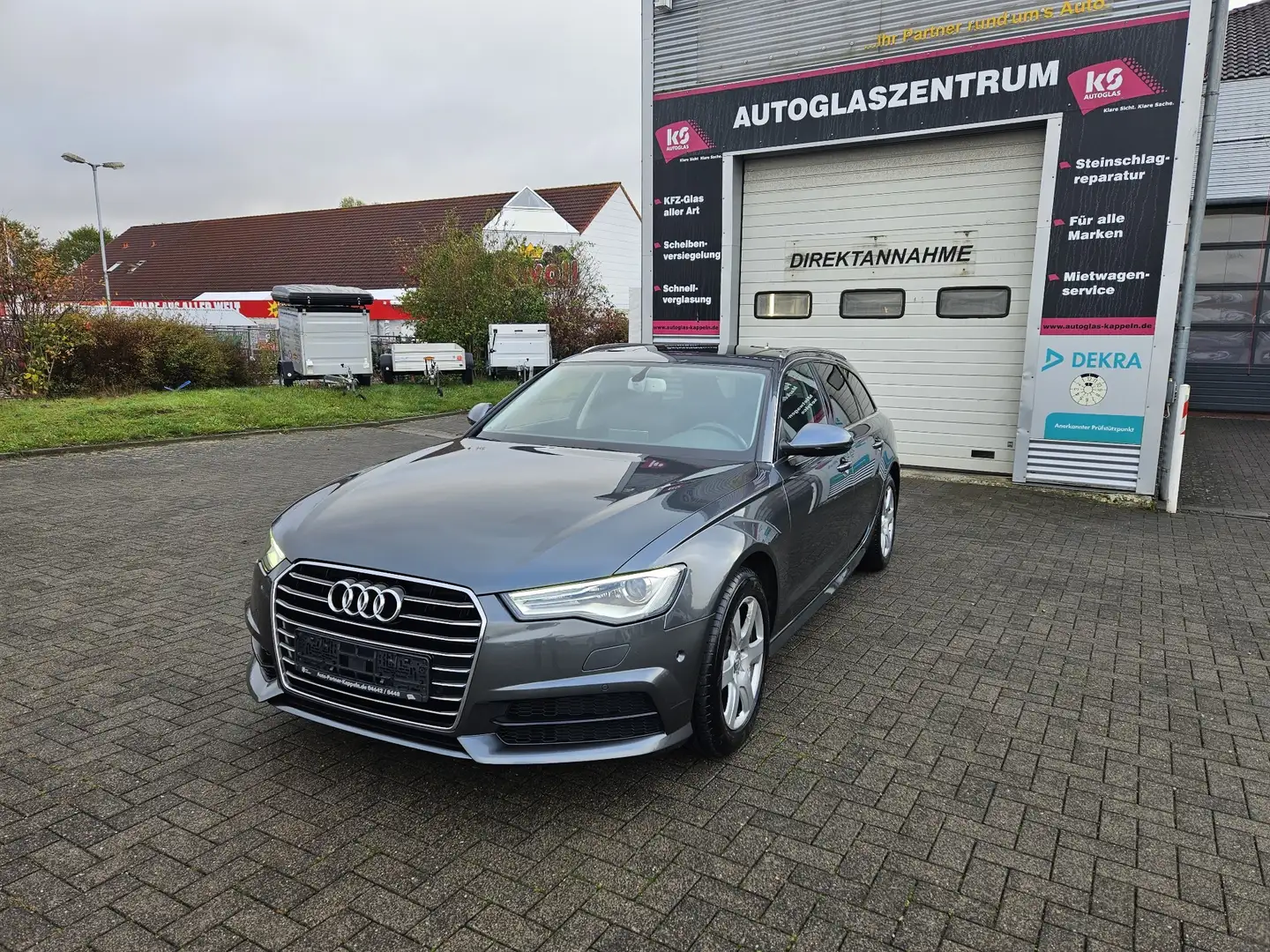 Audi A6 2.0 TDI Ultra/AHK/XenonPlus/Pano/RFK/SHZG v.h. Gris - 1