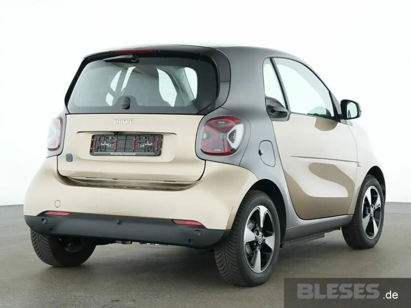 smart forTwo smart fortwo EQ Exclusive Plus+22kW+Pano+Kamera BC Beige - 2