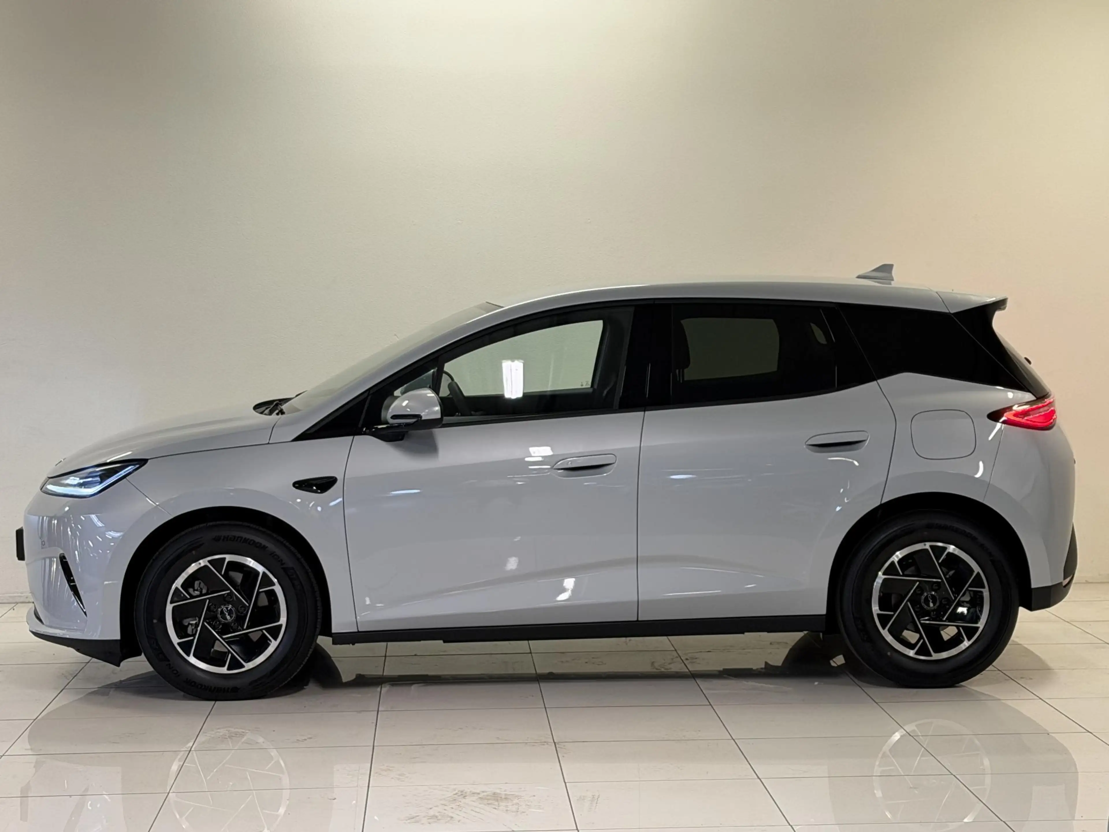 BYD Dolphin G DM-i Boost | € 1.000,- introductievoordeel! | BYD — photo 15