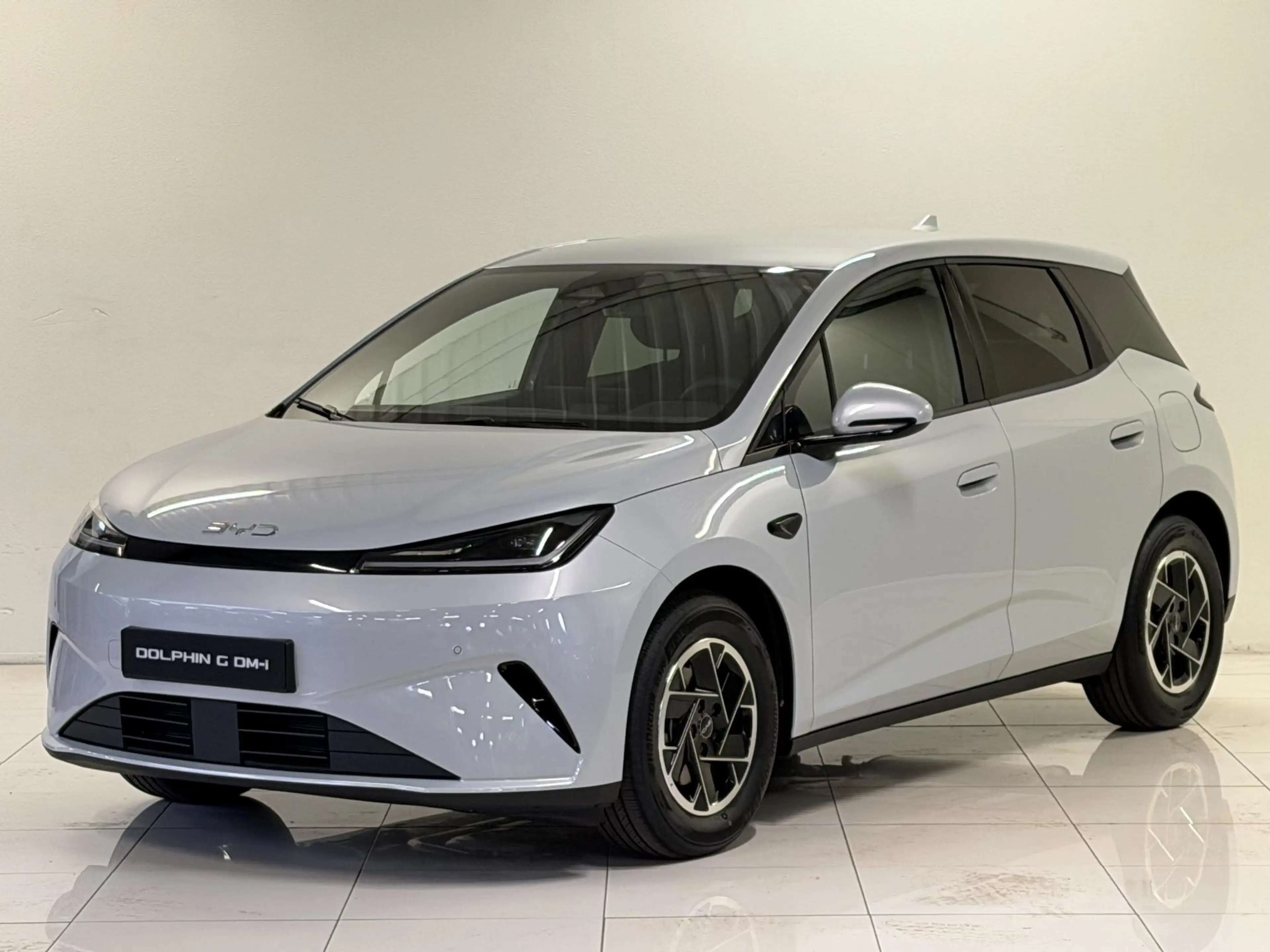 BYD Dolphin G DM-i Boost | € 1.000,- introductievoordeel! | BYD