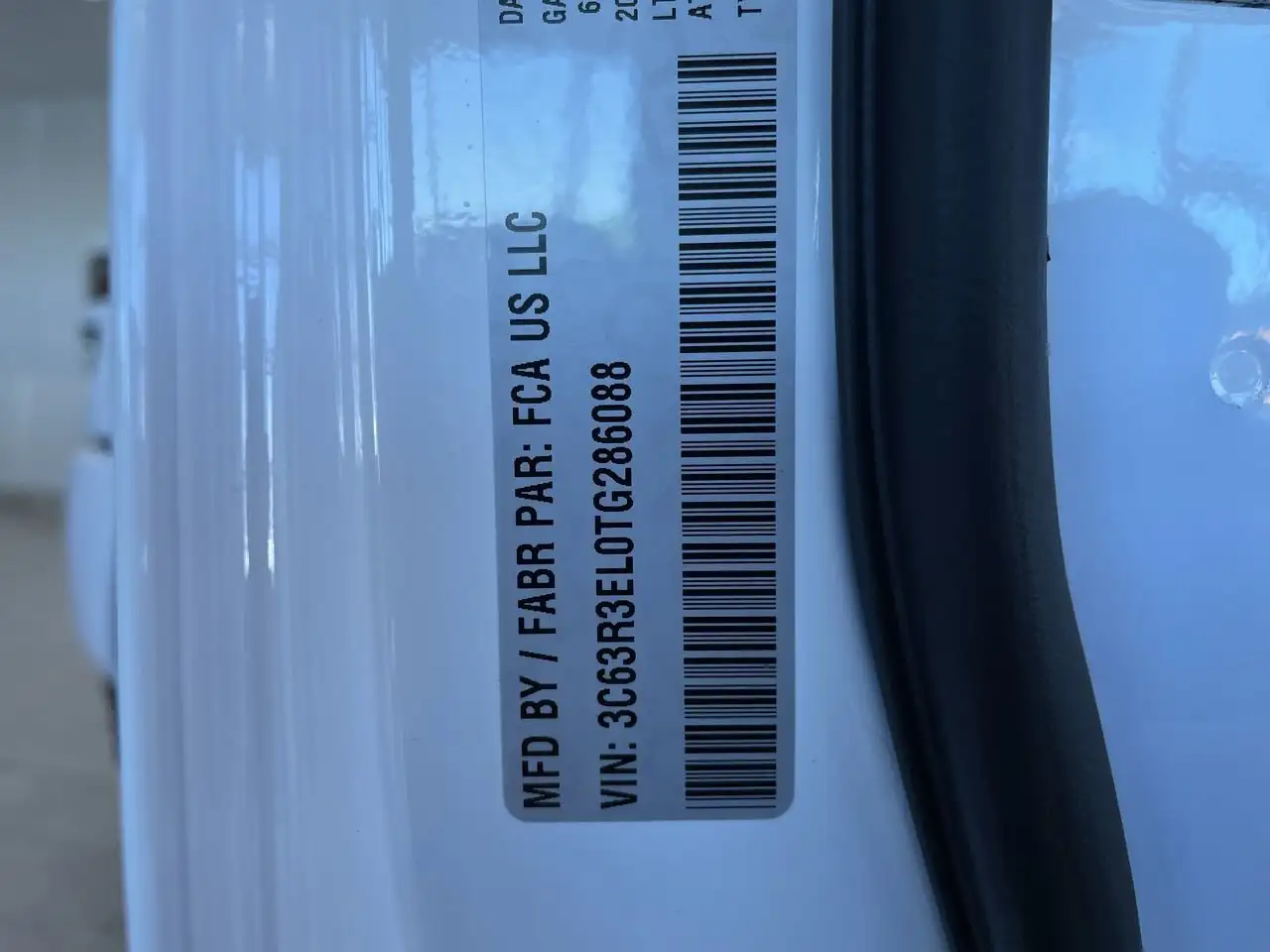 RAM 3500 снимка RAM 3500