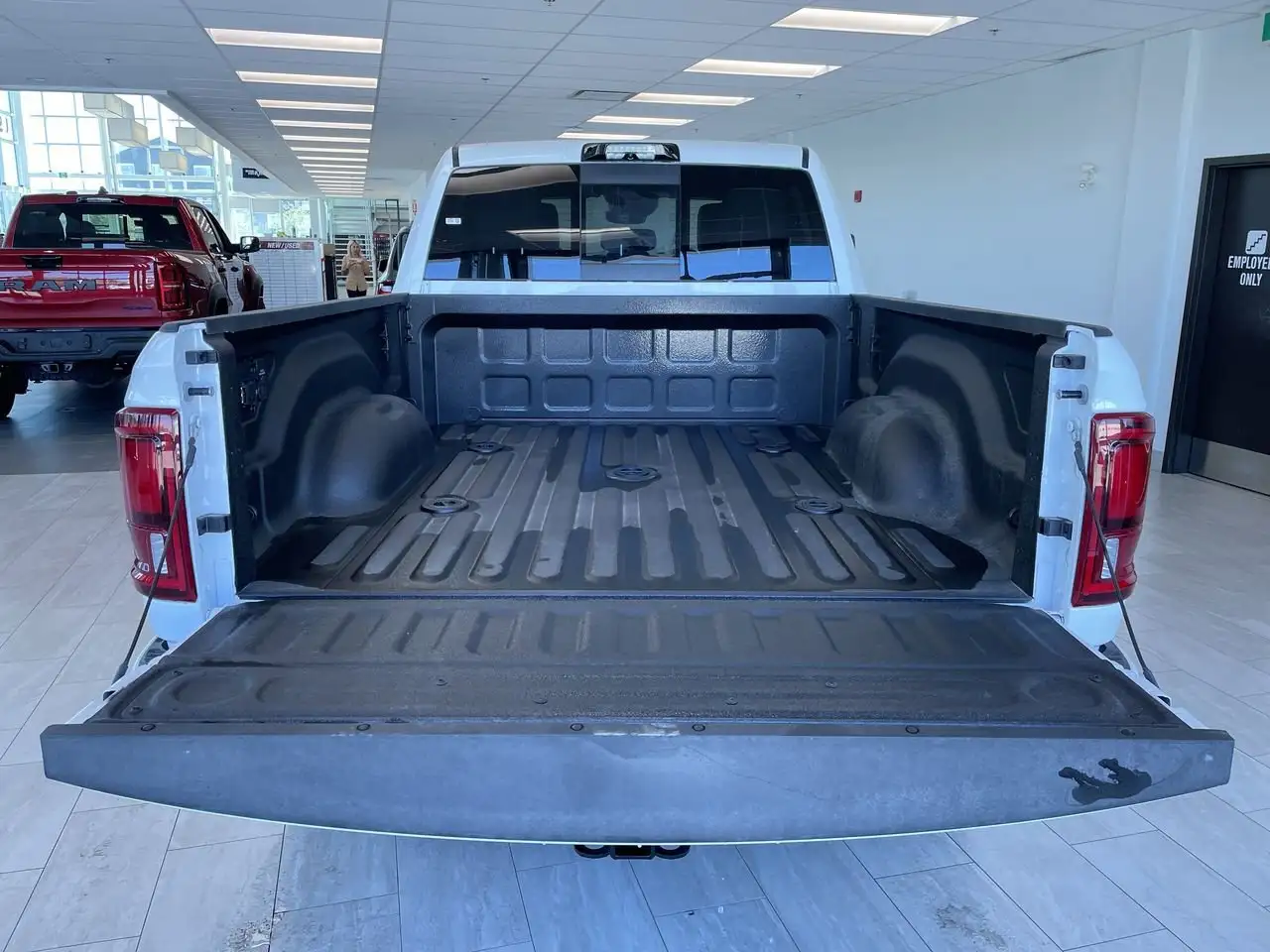 RAM 3500 снимка RAM 3500