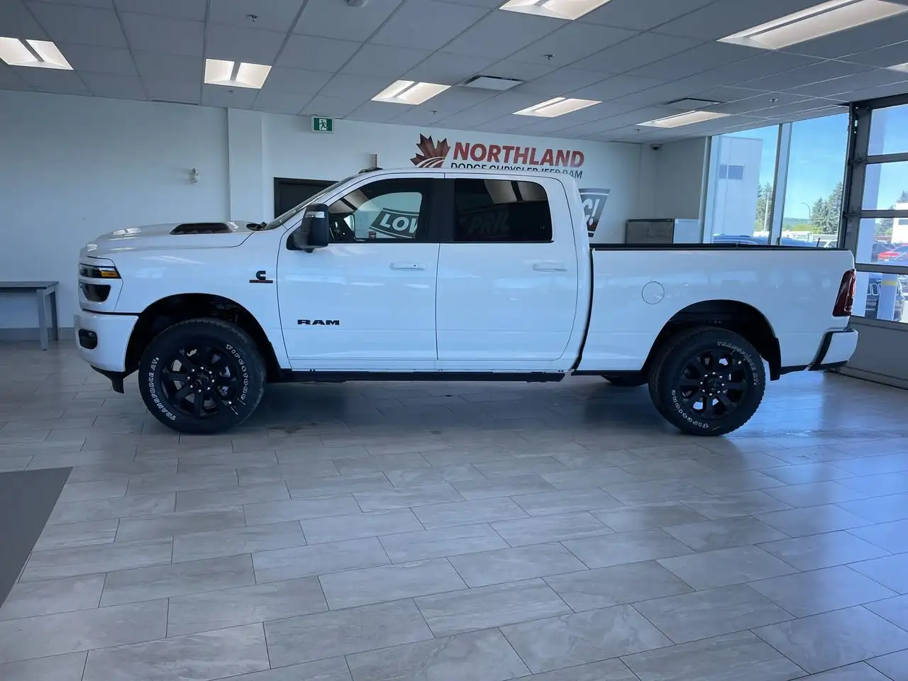RAM 3500 снимка RAM 3500