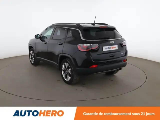 Jeep Compass view 4