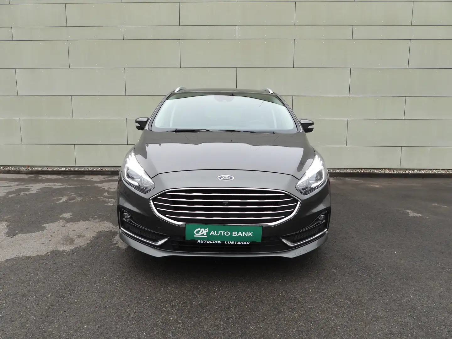 Ford S-Max 2.0*AUT*Titanium*KAM*KEY*NAVI*7Sitzer Grau - 2