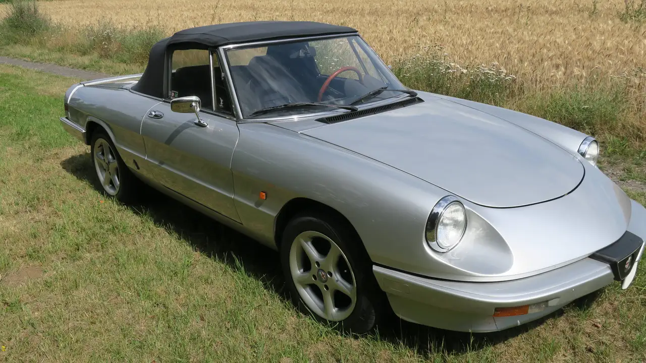 Alfa Romeo Spider 1.6, foto 2