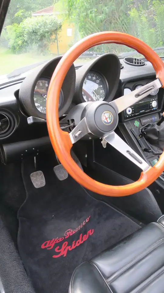Alfa Romeo Spider 1.6, foto 12
