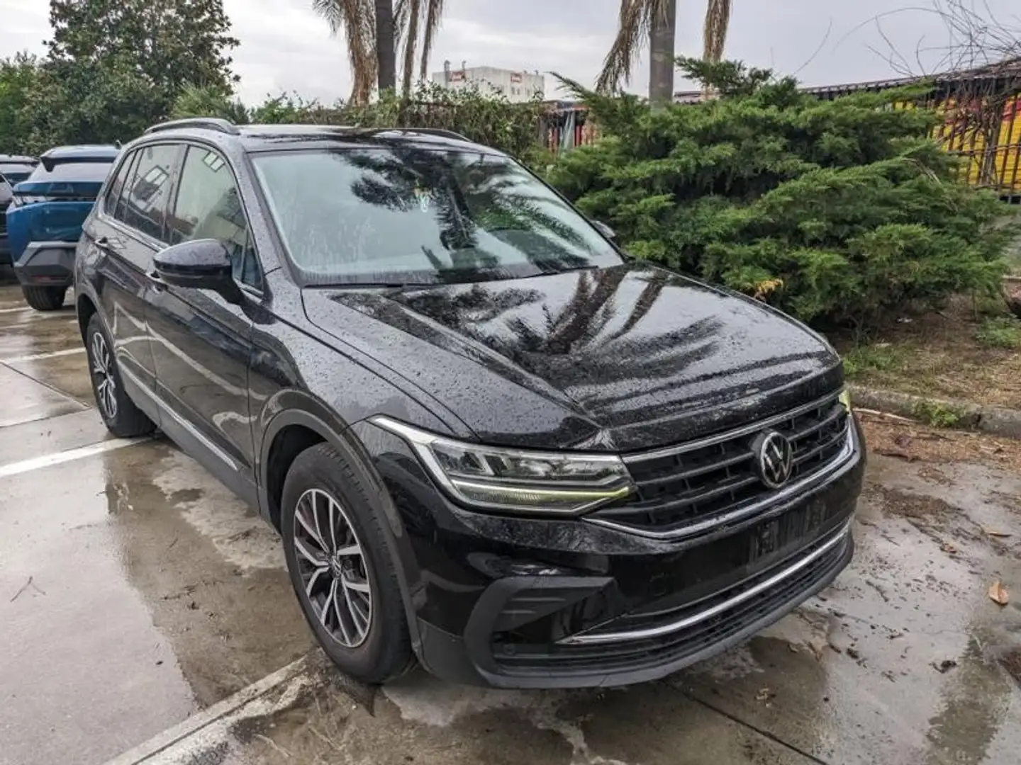 Volkswagen Tiguan Tiguan 1.4 TSI eHYBRID DSG Life - 2k* Zwart - 1