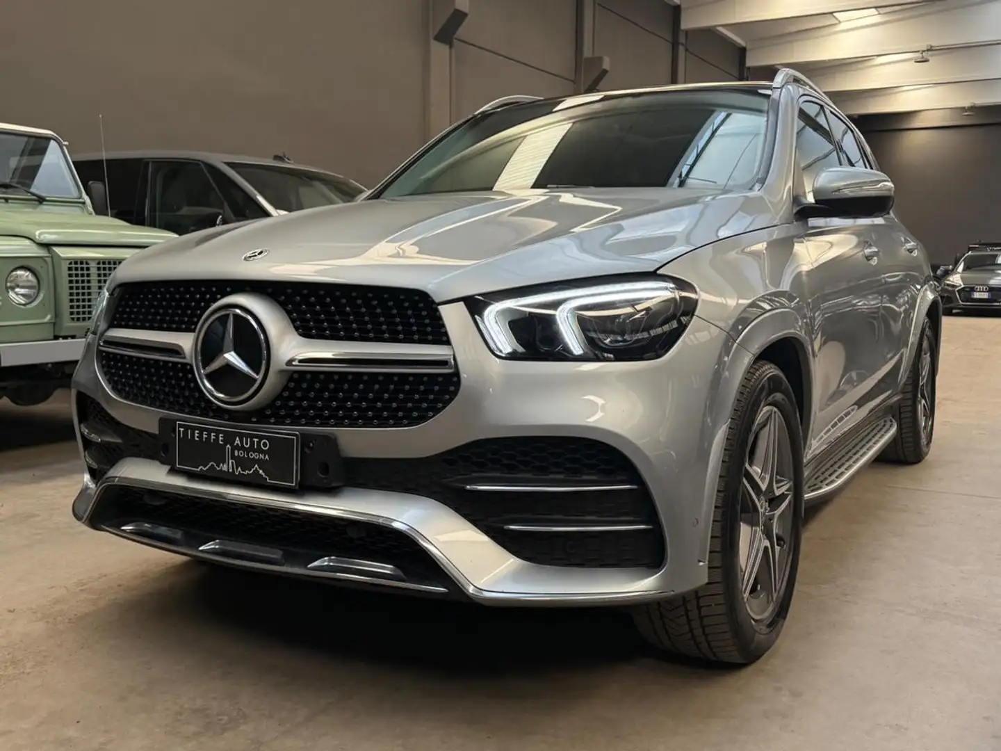Mercedes-Benz GLE 300 d 4Matic Mild Hybrid AMG Line Premium Argent - 1