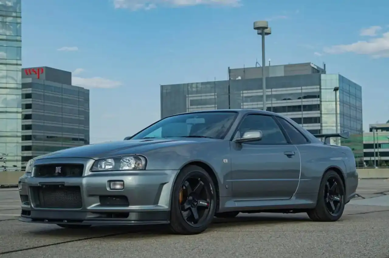 2002 Nissan GT-R