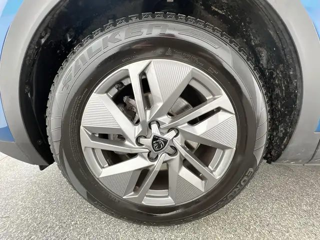 Peugeot 408 view 10