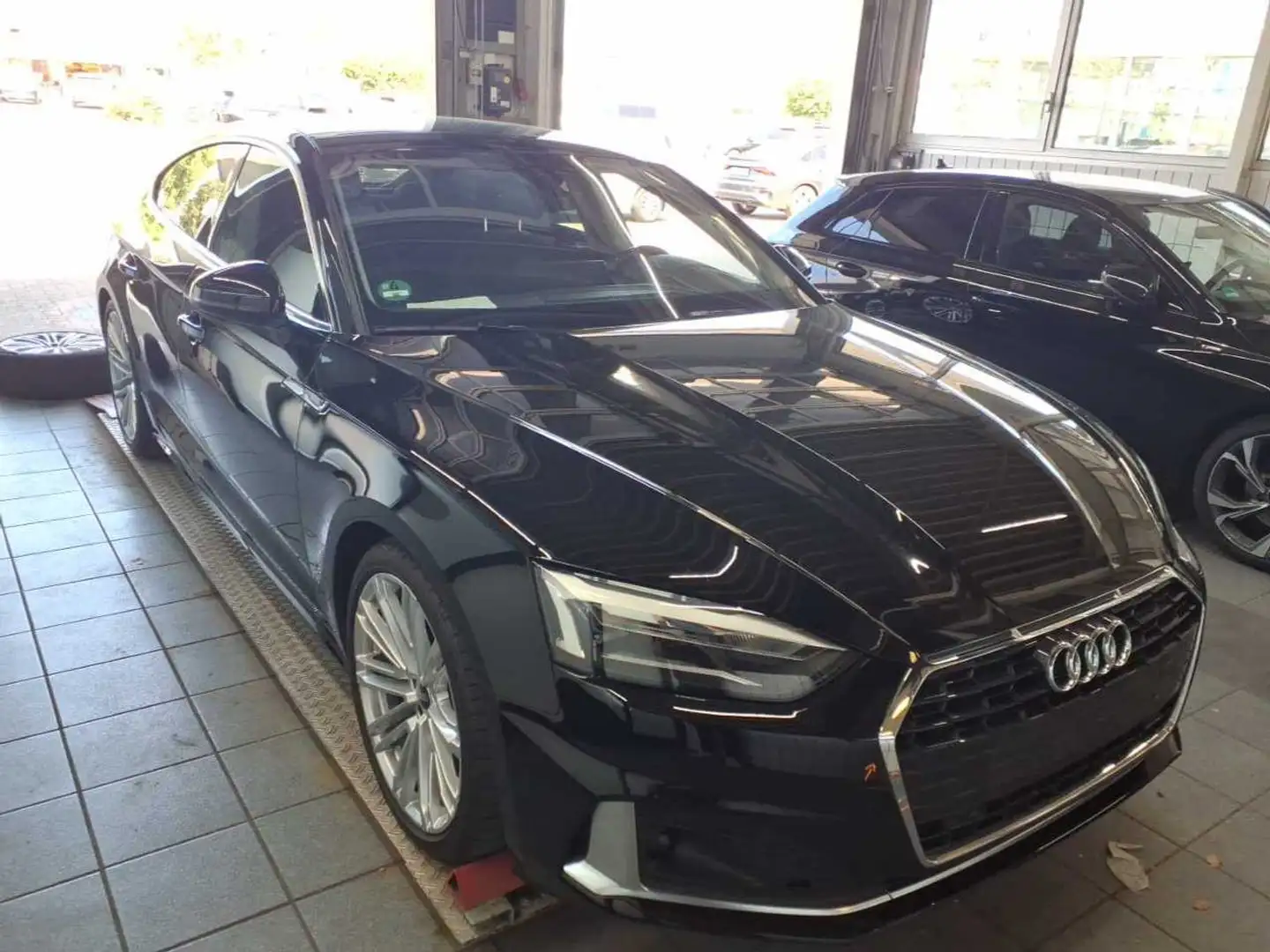 Audi A5 advanced 35 TFSI Pano*Assist*Navi Schwarz - 2
