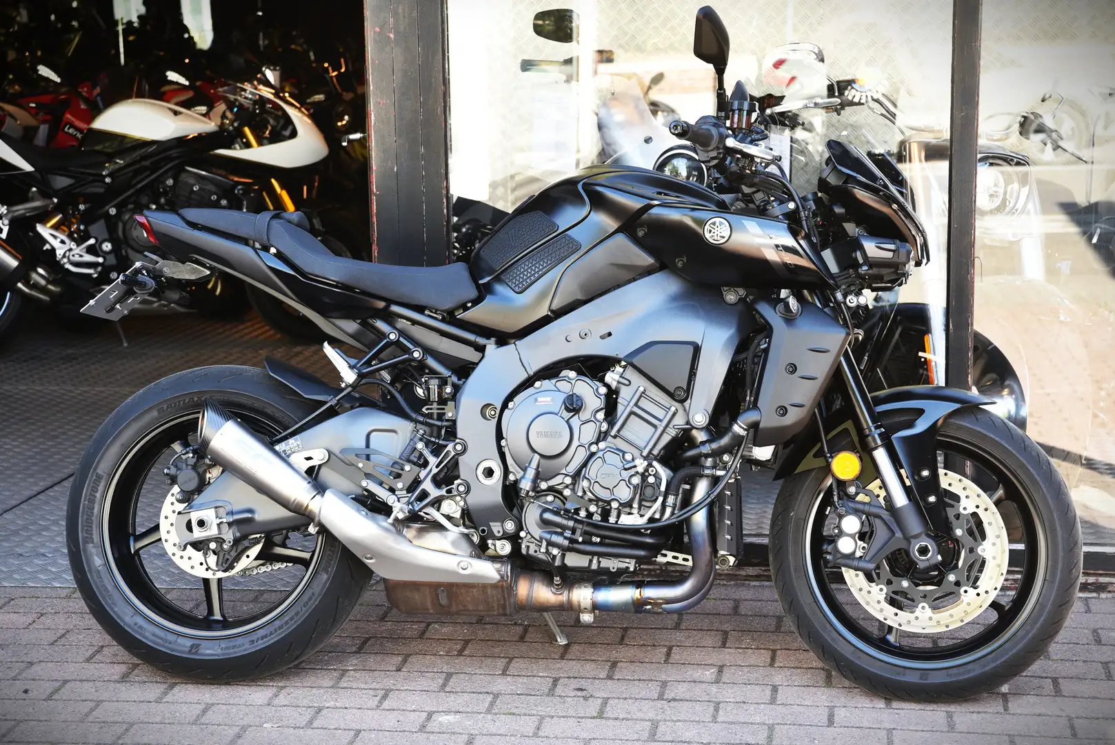 Yamaha MT-10 ***MOTO VERTE*** Zwart - 2