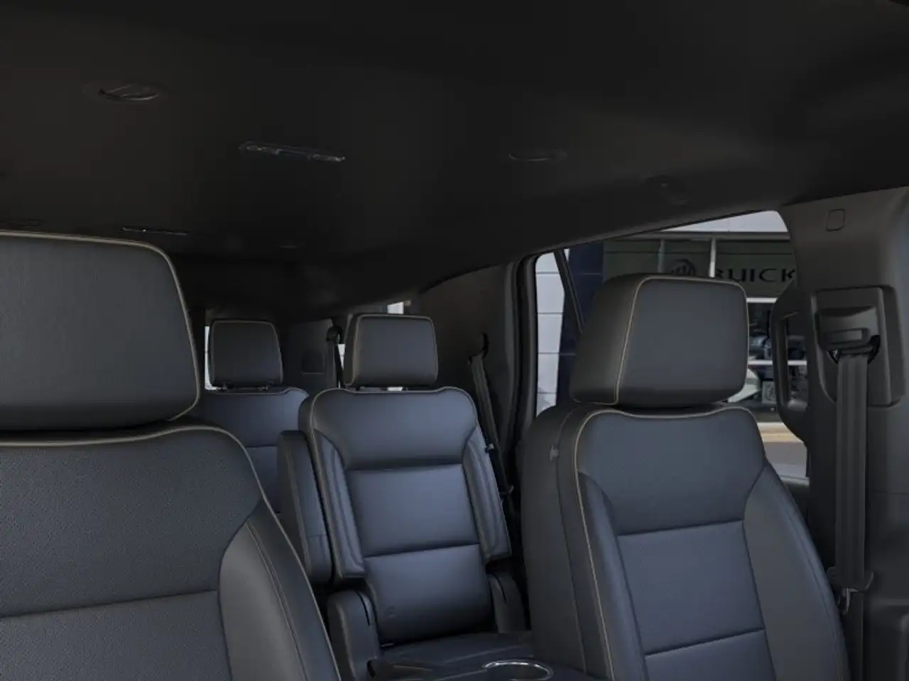 GMC Yukon снимка GMC Yukon