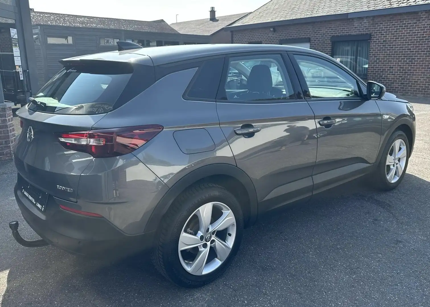 Opel Grandland X 1200 Benzine Innovation +LedKoplampen +Camera +… Szürke - 2