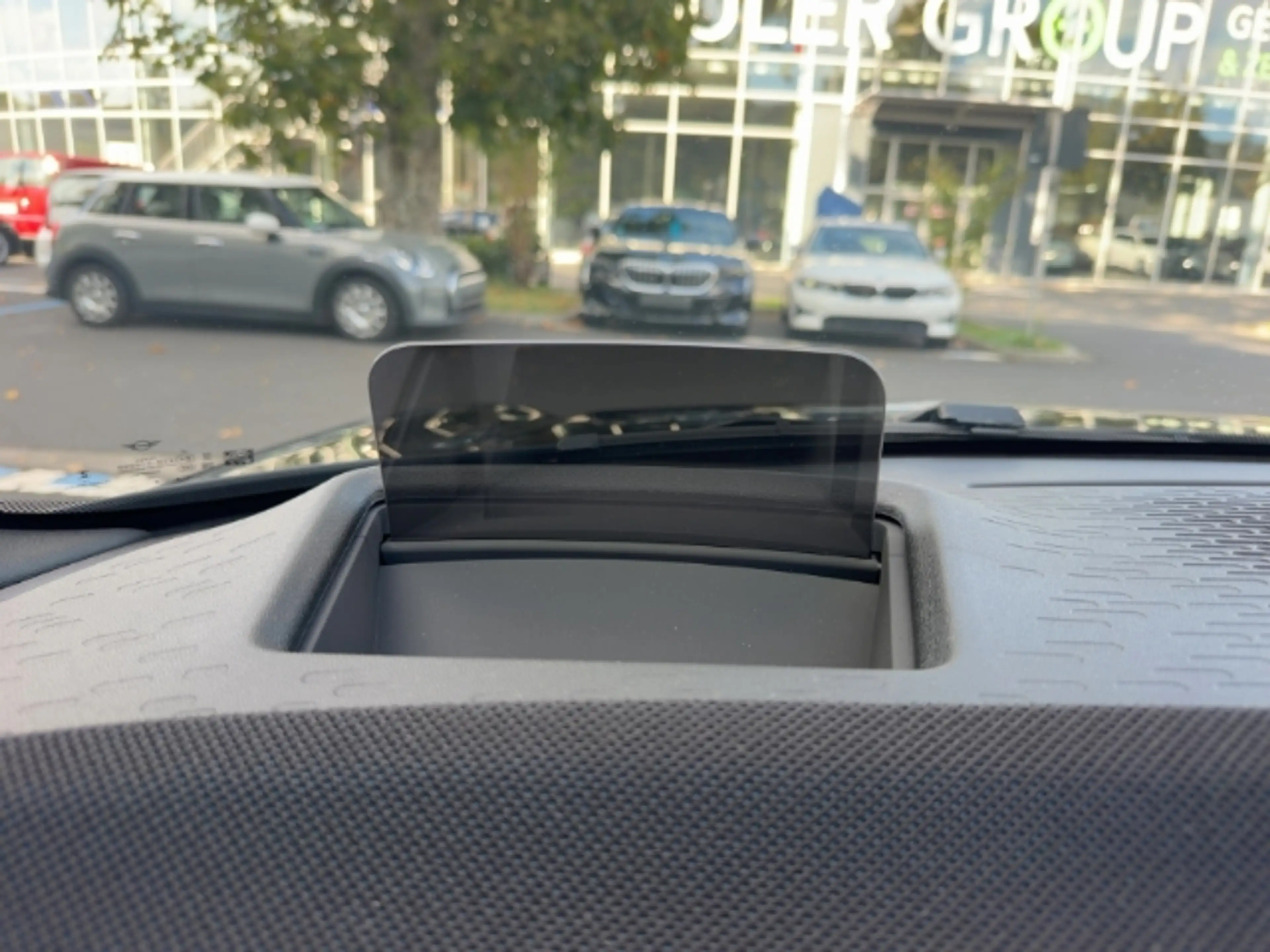 MINI Cooper Cabrio C HUD Navi HarmanKardon LED Kurvenlicht Mehrzonenk — photo 14