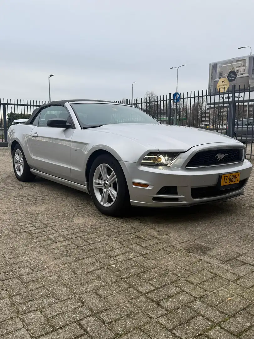 Ford Mustang Mustang undefined Grijs - 1