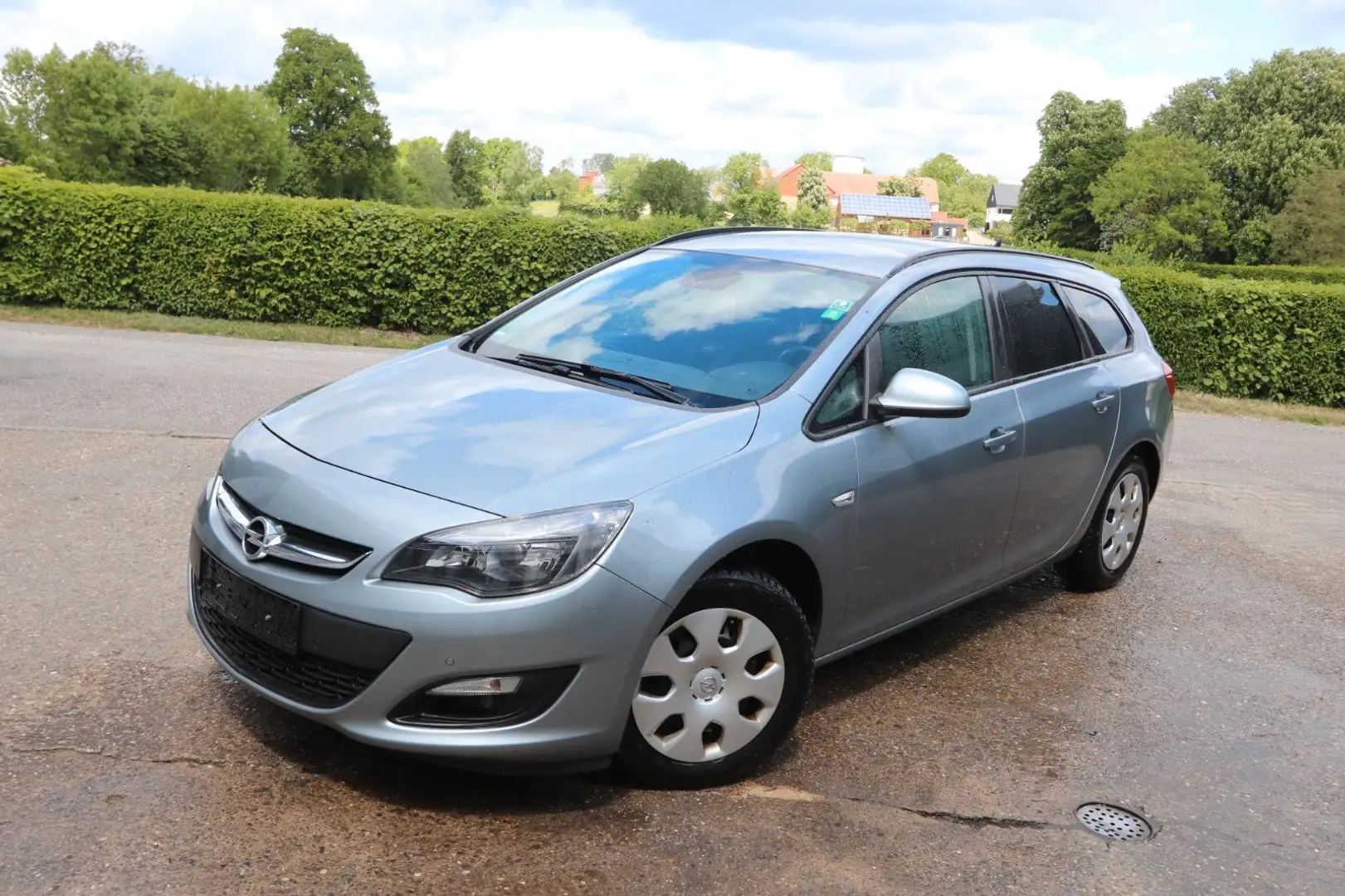 Opel Astra J Sports Tourer Style AHK LED Navi Kamera Zilver - 1