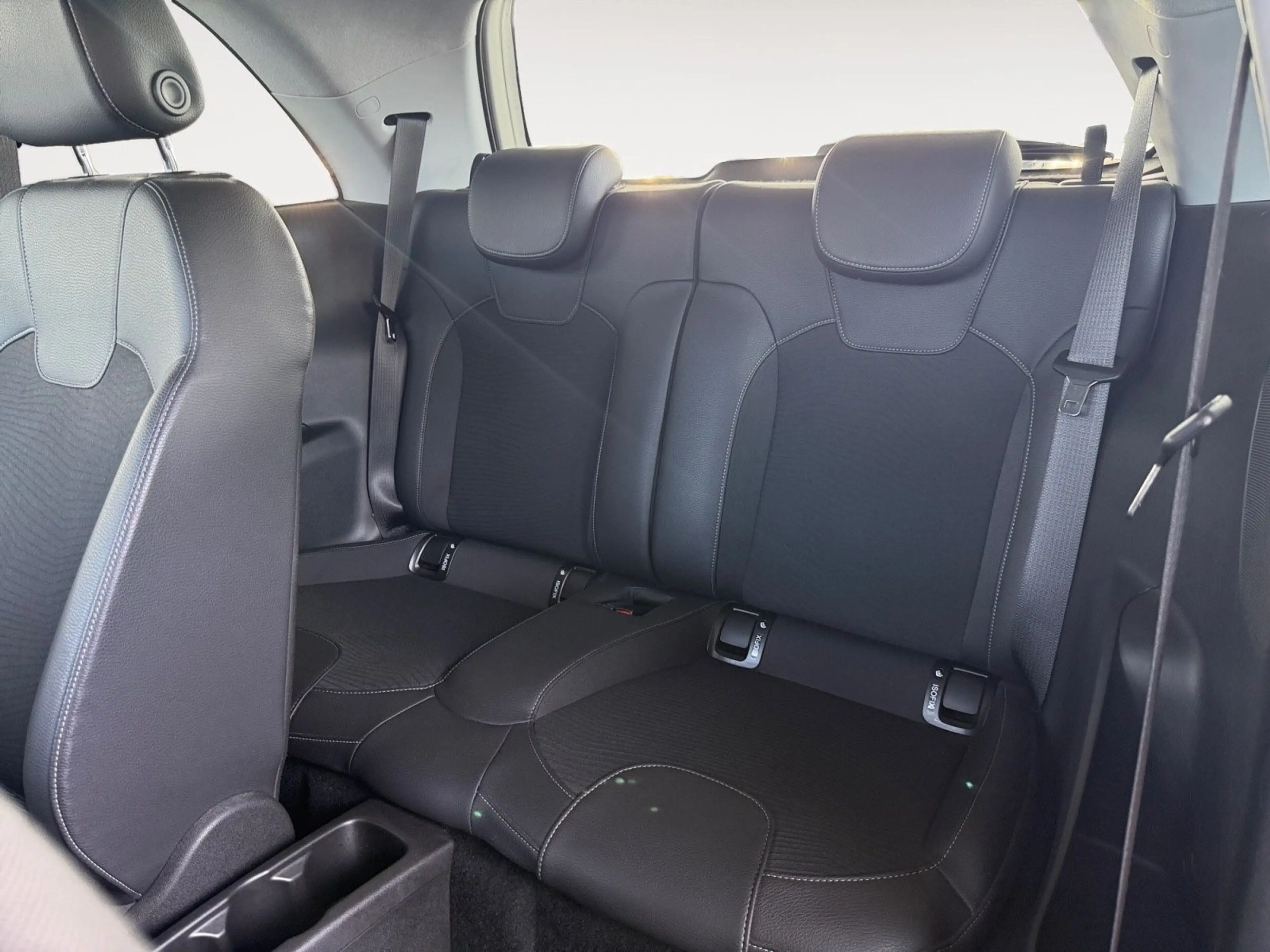Opel Adam 1.4 120 Jahre CarPlay PDC Sitzh. DAB BT — photo 12