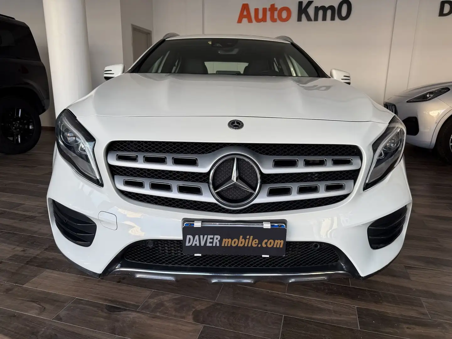 Mercedes-Benz GLA 200 GLA 200 d Automatic 4Matic Premium Bianco - 2