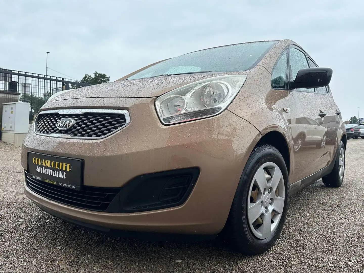 Kia Venga 1,4 CVVT Cool ISG Brun - 2