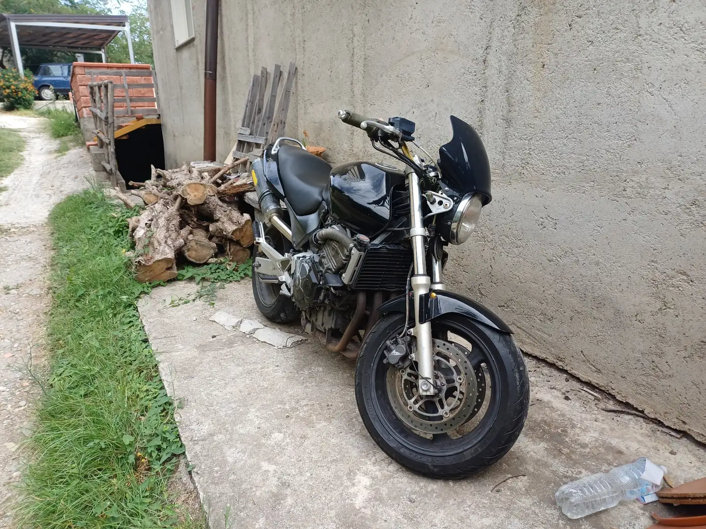 Honda Hornet Nero - 1