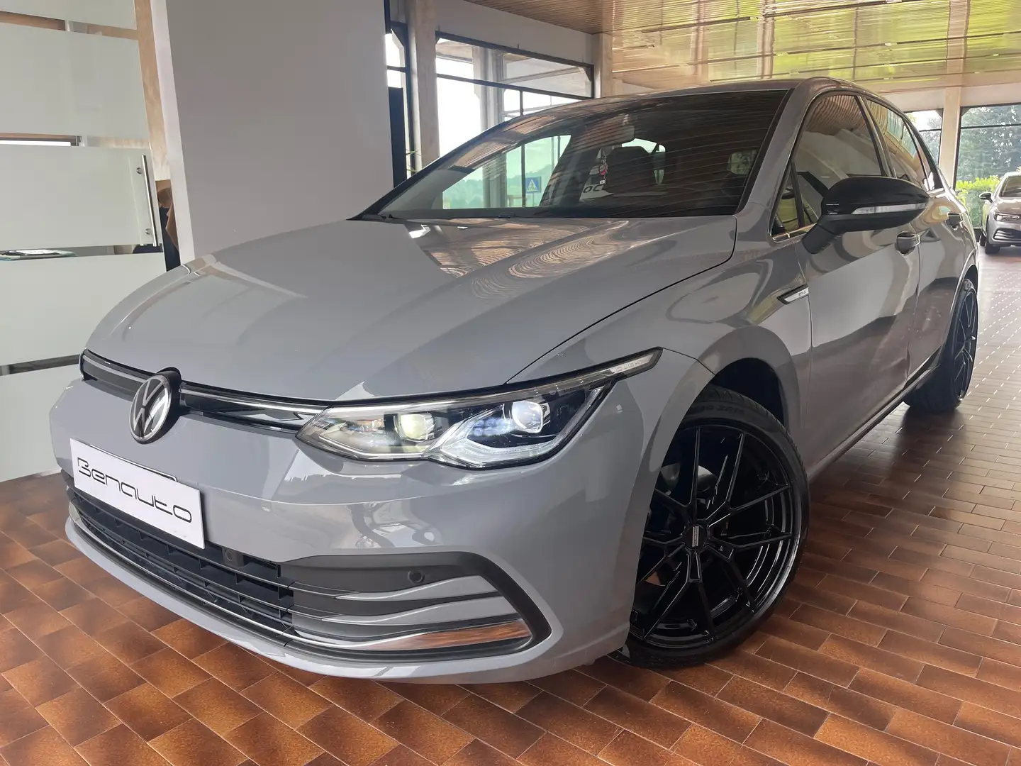 Volkswagen Golf 1.5 etsi evo Style 150cv dsg Gris - 1