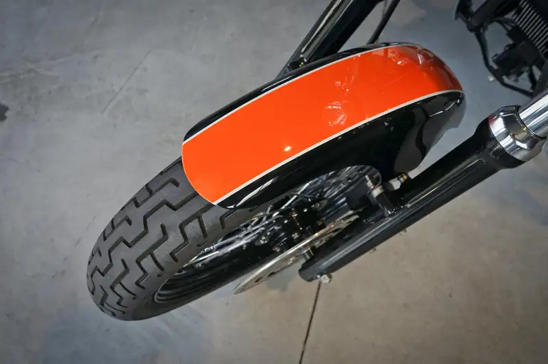 Harley-Davidson Dyna Low Rider - foto 6