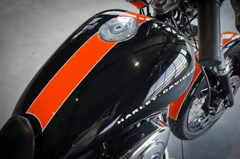 Harley-Davidson Dyna Low Rider - foto 4