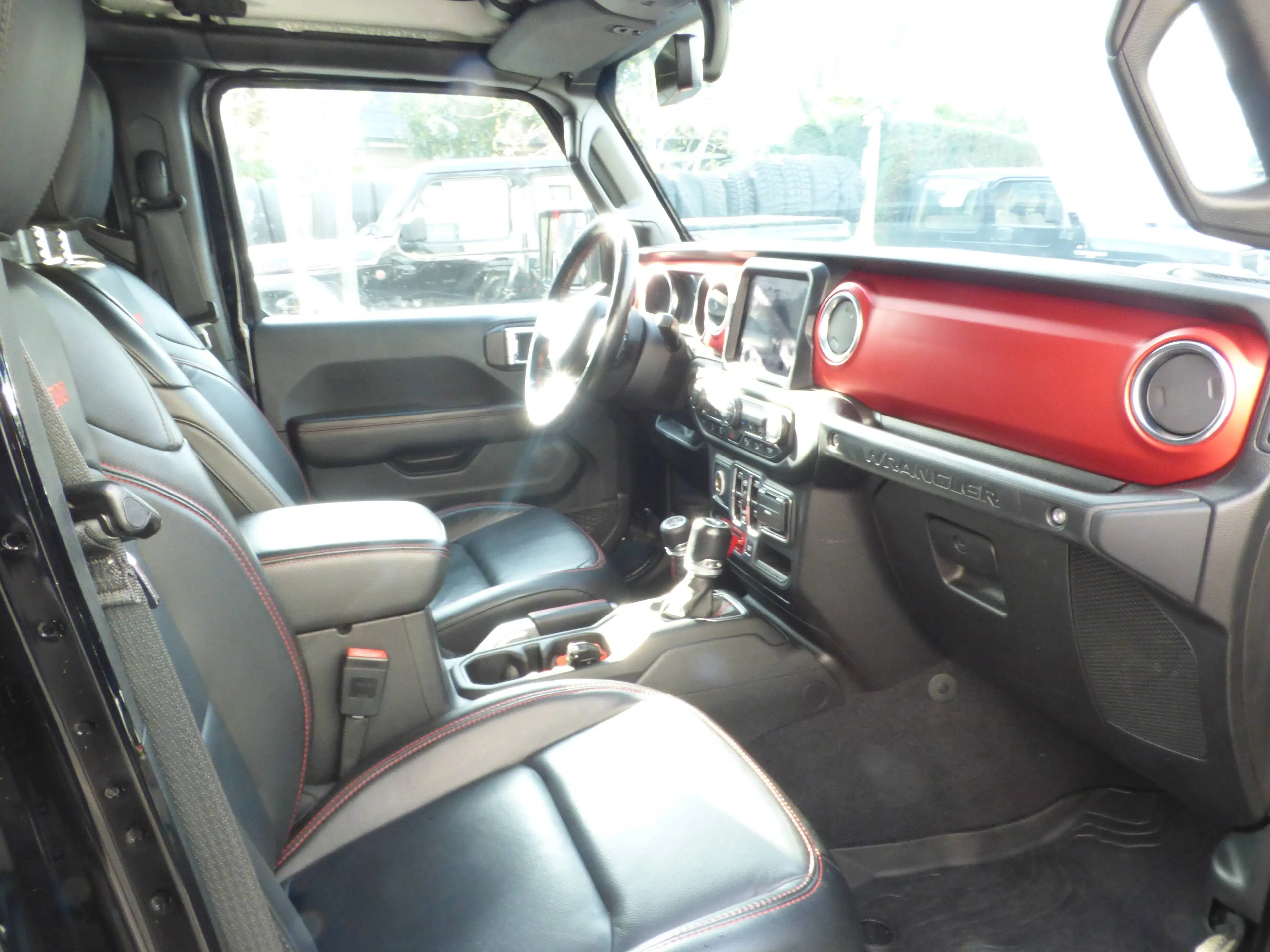 Jeep Wrangler Wrangler 2.0 Turbo Rubicon **77000km** — photo 9