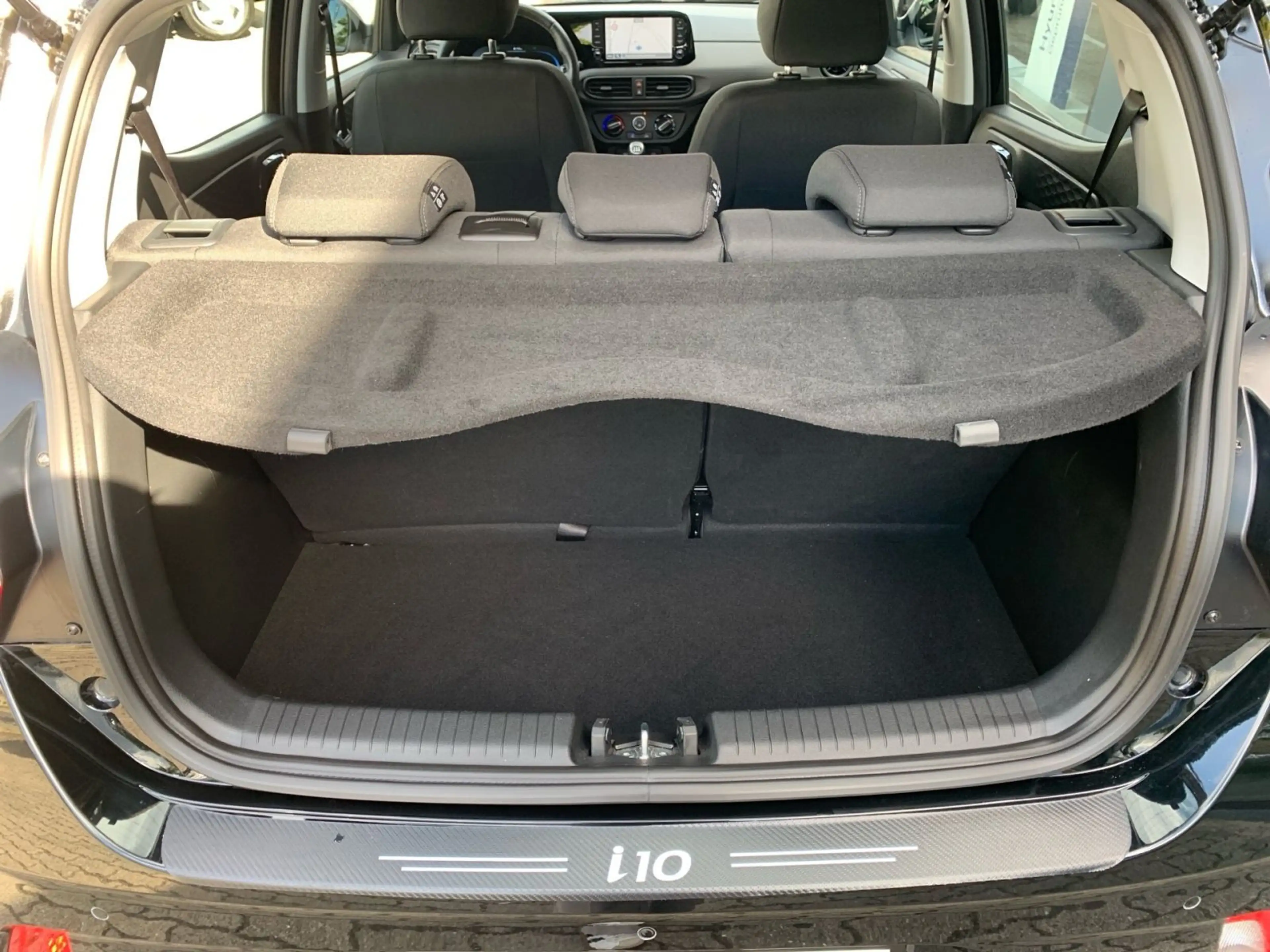 Hyundai i10 1.2 Trend Navi — photo 12