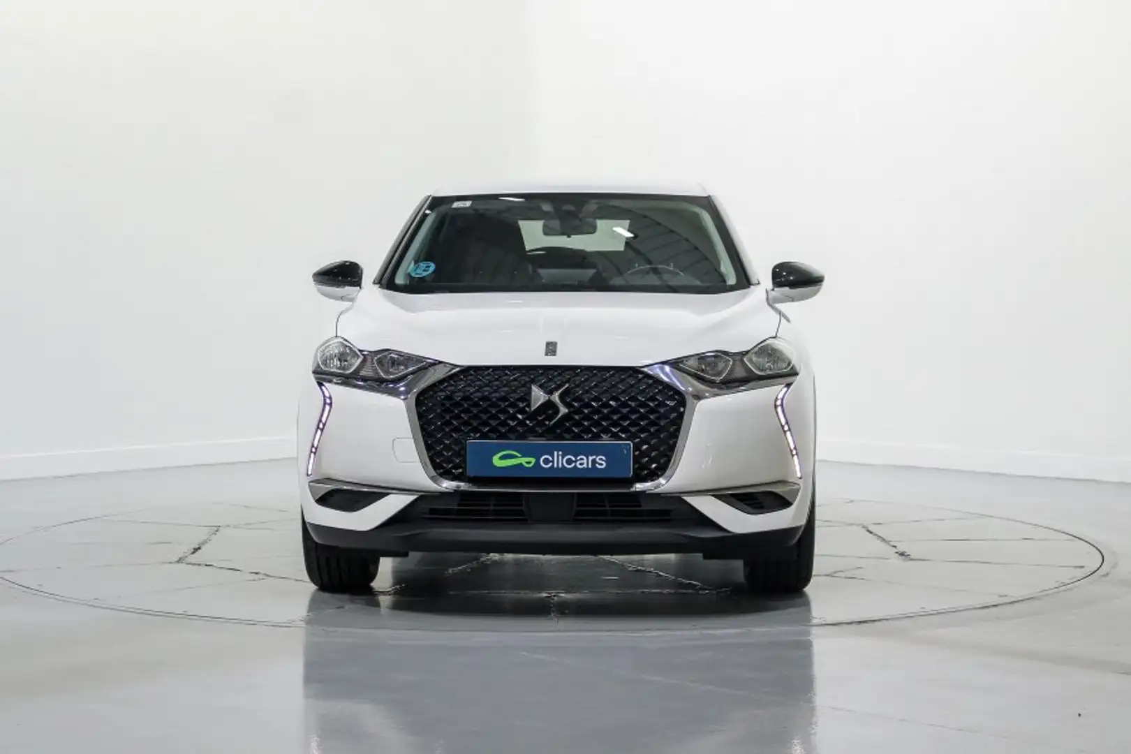 DS Automobiles DS 3 Crossback BlueHDi So Chic 110 White - 2